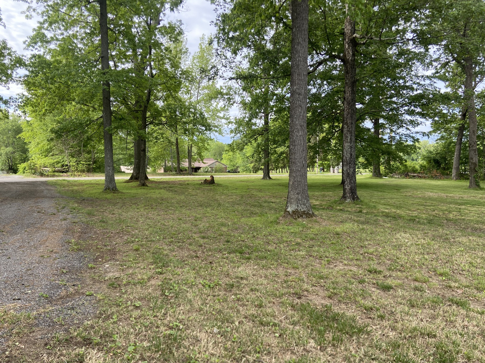 1746 Mosley Ferry Rd