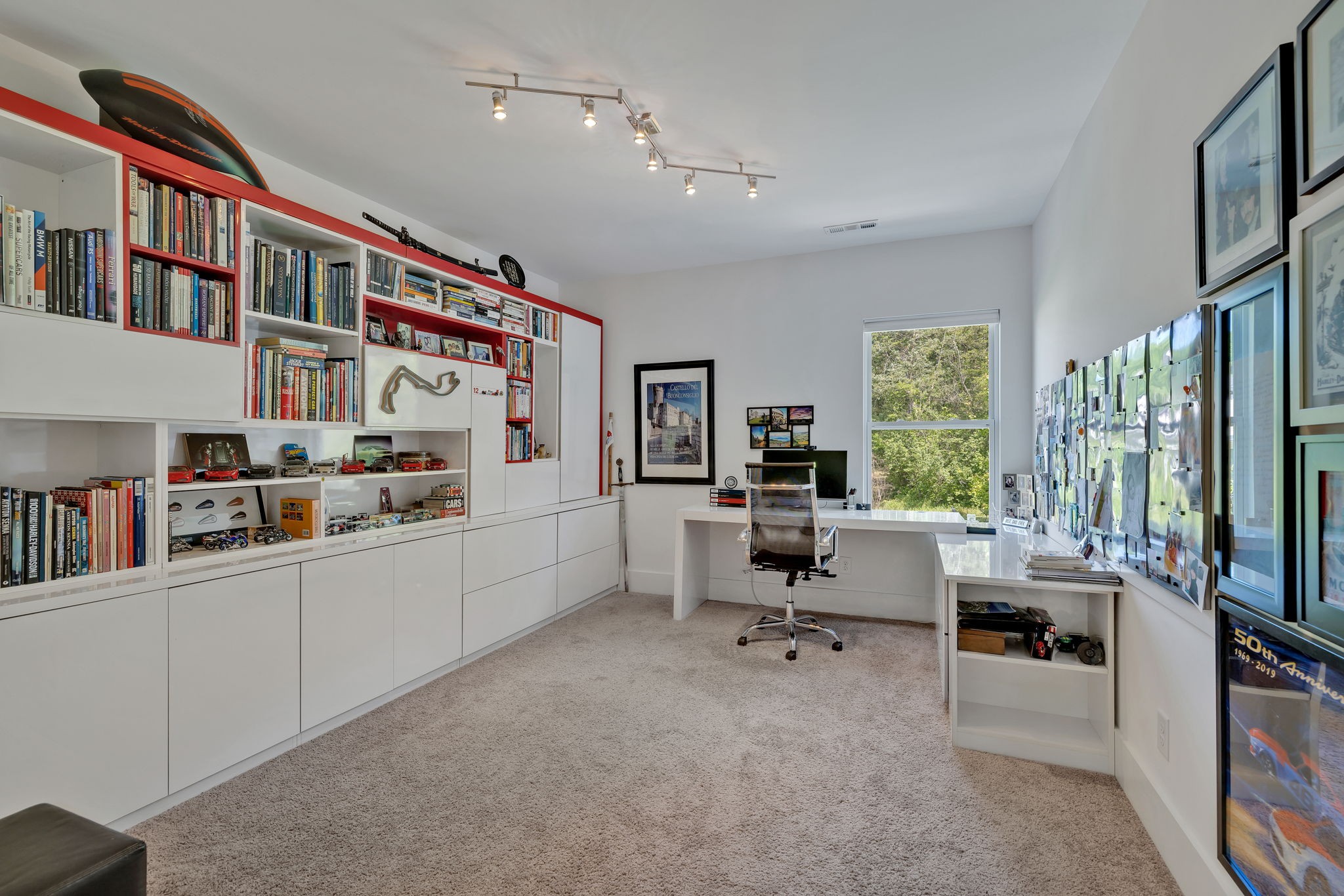 2420 Los Olivos Ct
