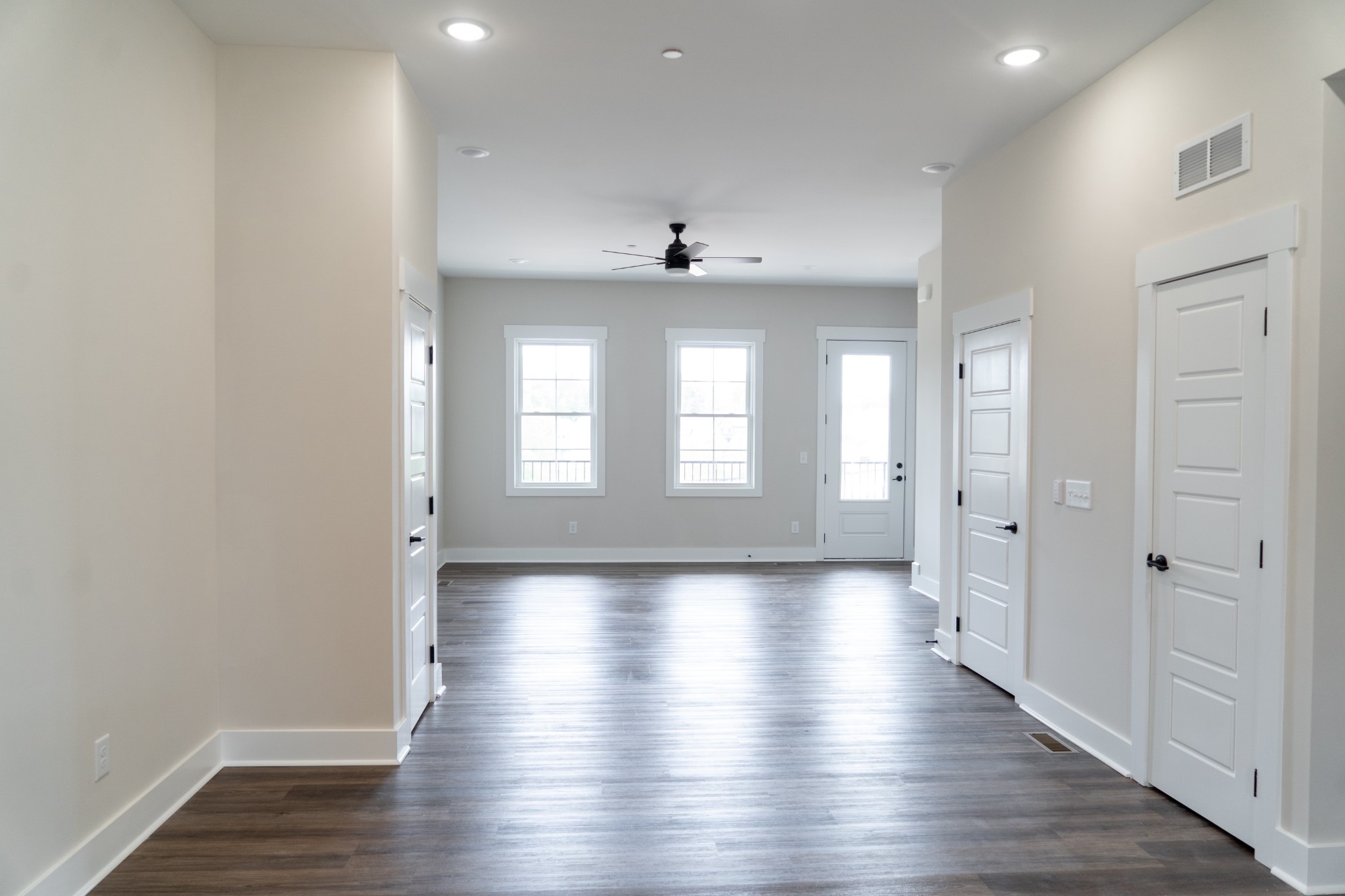 215 Charleston Ave Unit: 150