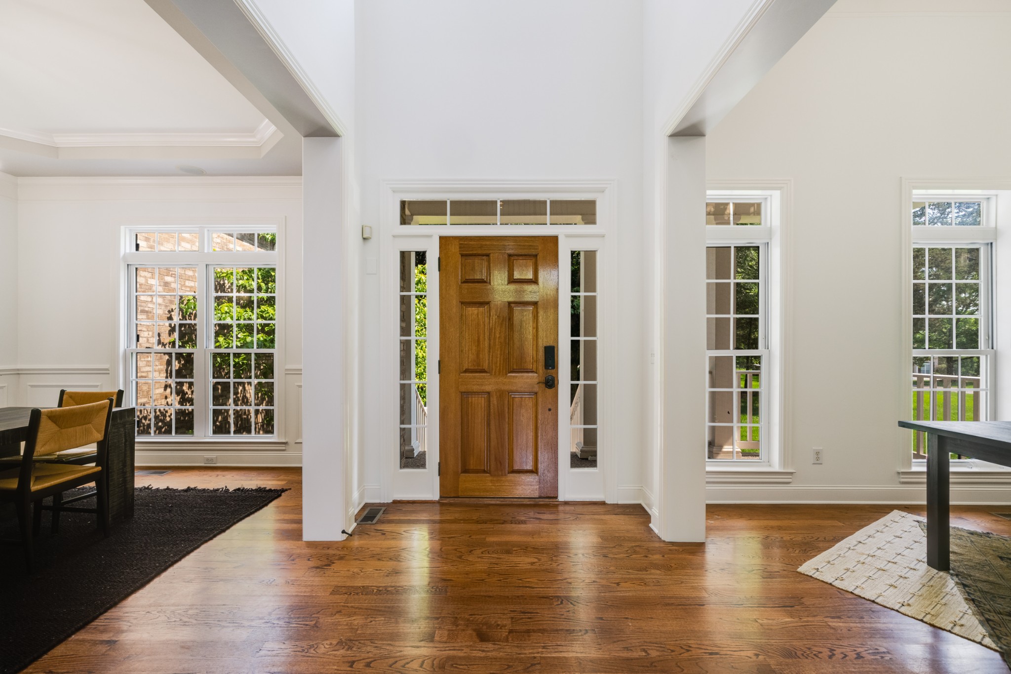6884 Walnut Hills Dr