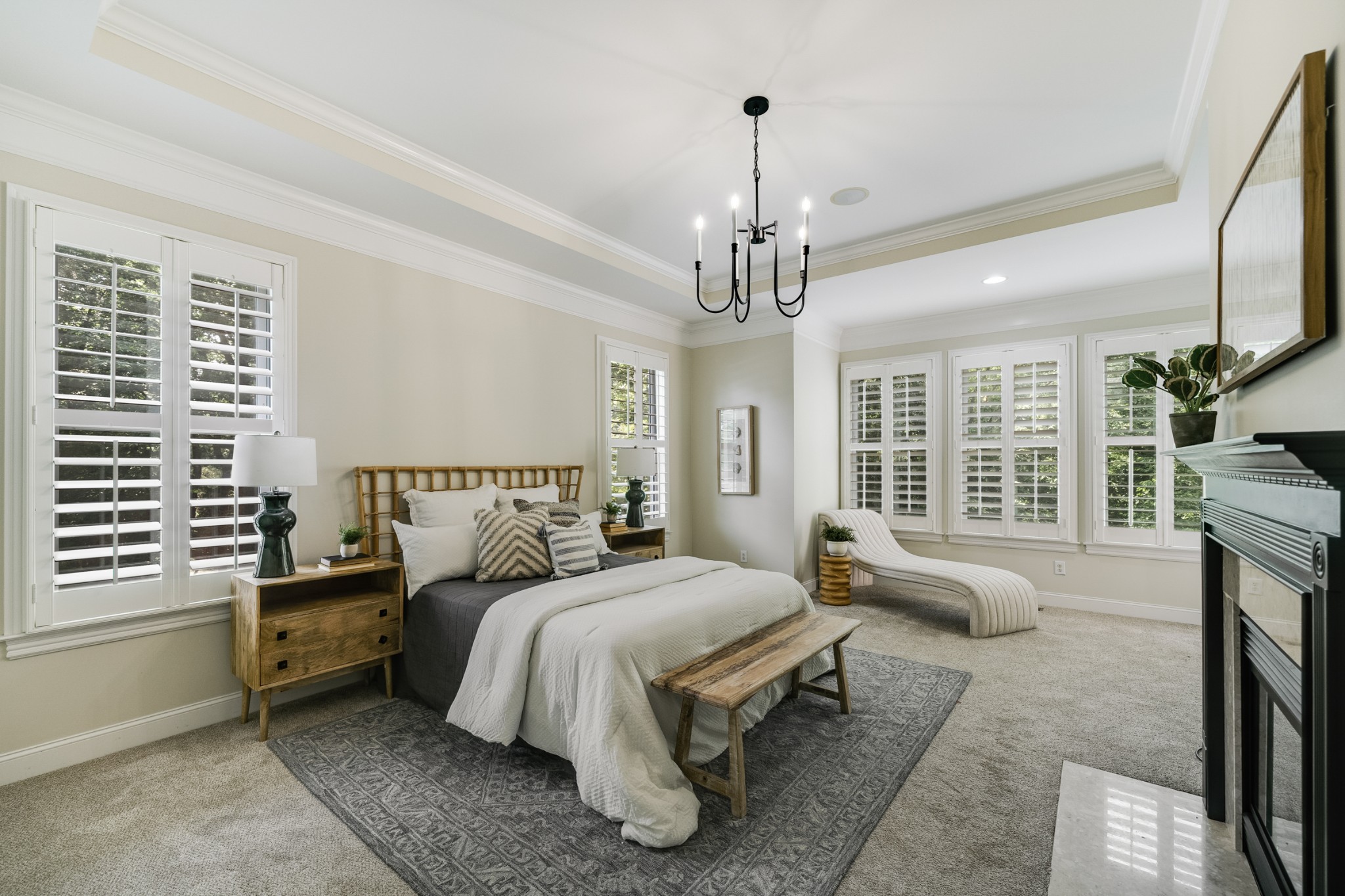 6884 Walnut Hills Dr