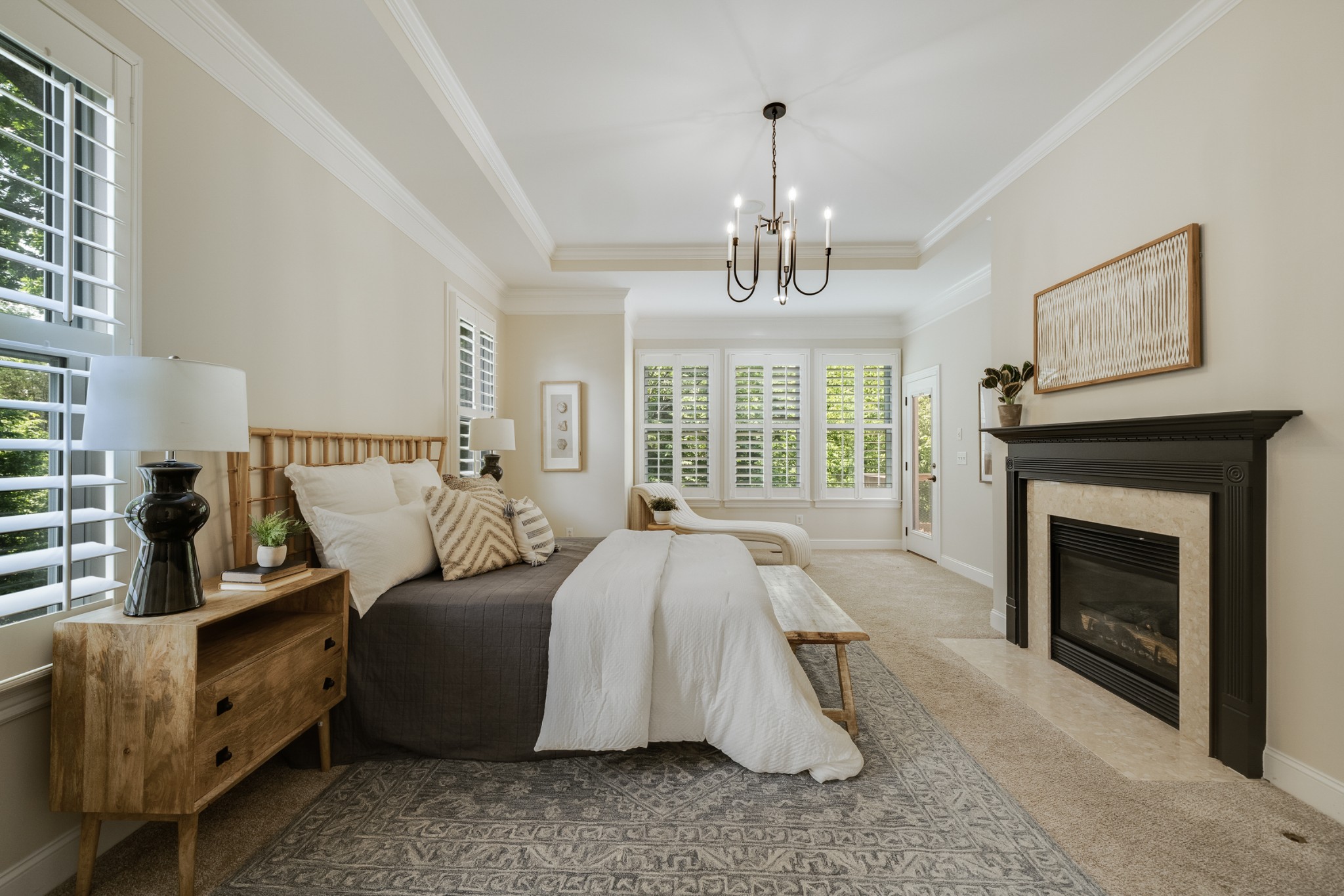 6884 Walnut Hills Dr