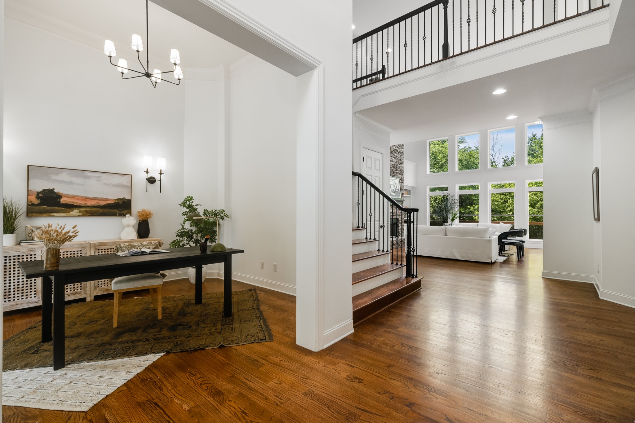 6884 Walnut Hills Dr