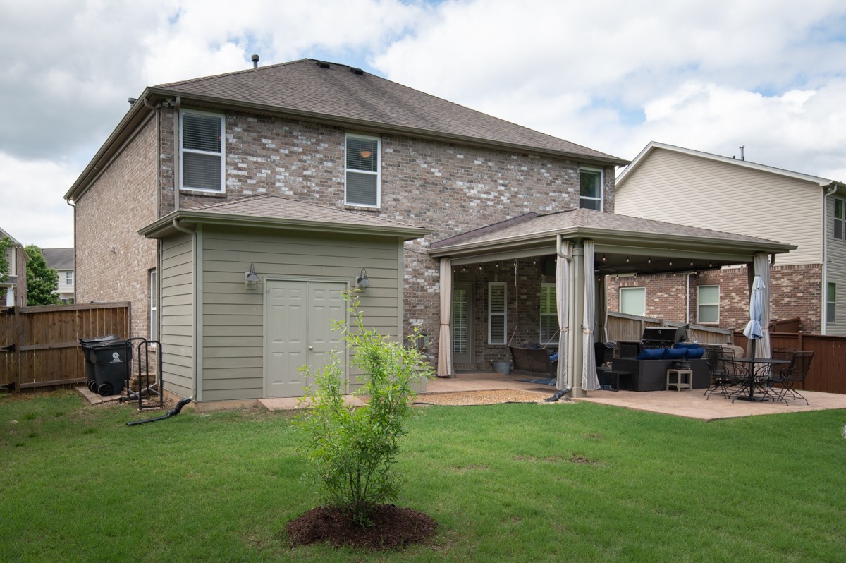 7305 Riverfront Dr