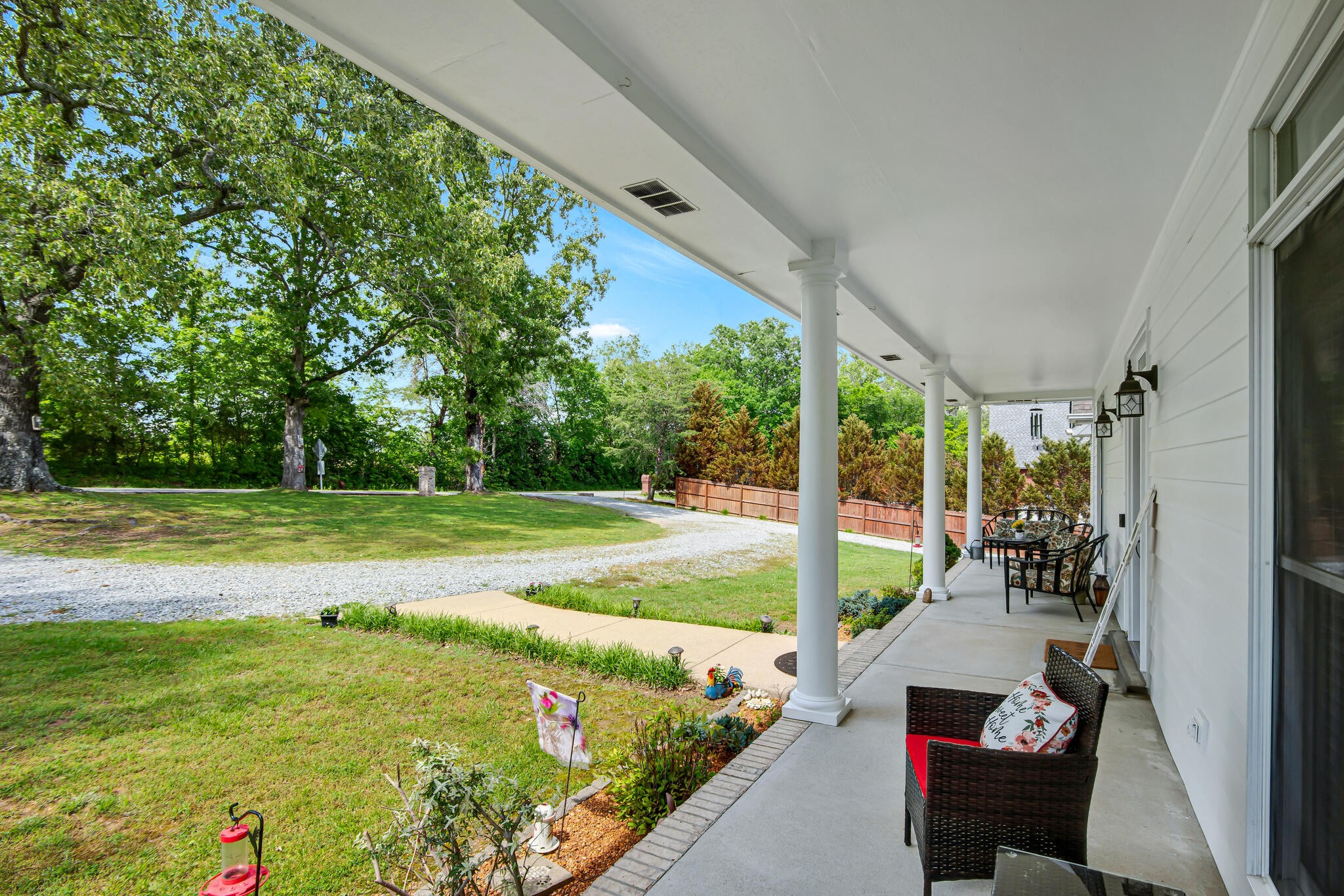 1004 Randy Rd