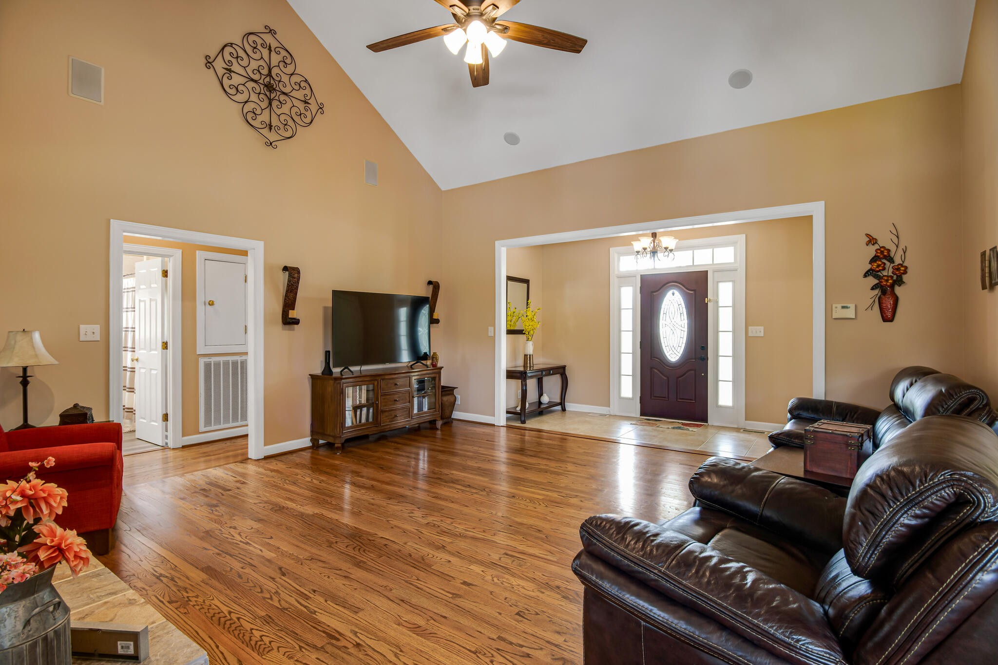 1004 Randy Rd
