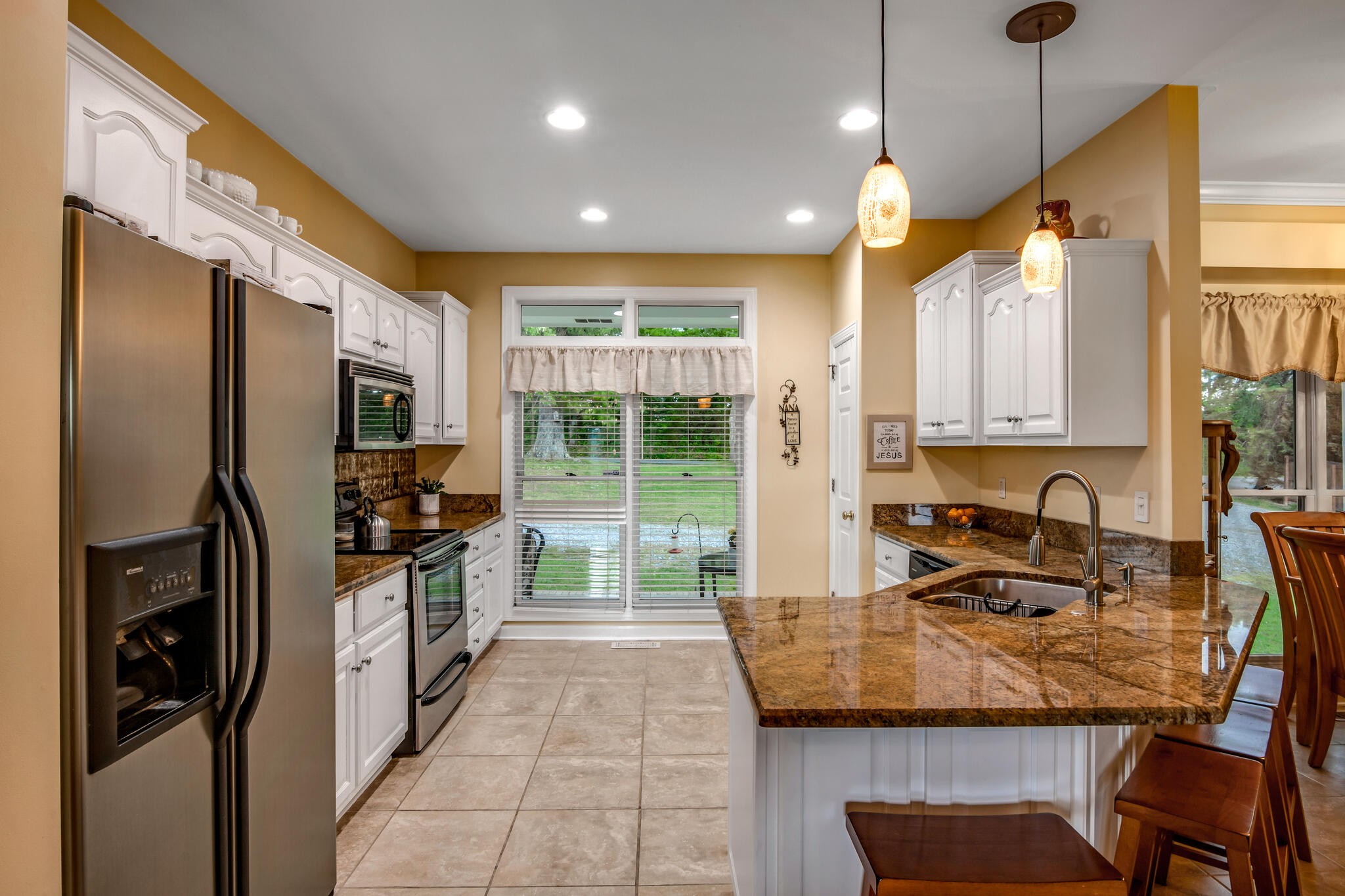 1004 Randy Rd