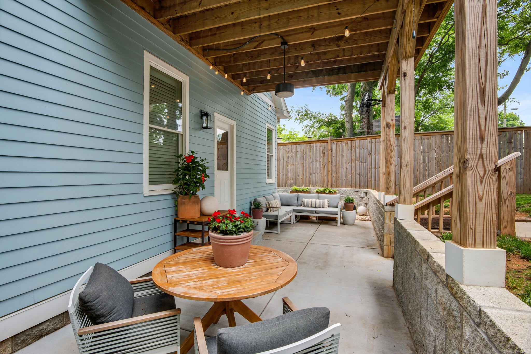 1808 Lillian Street