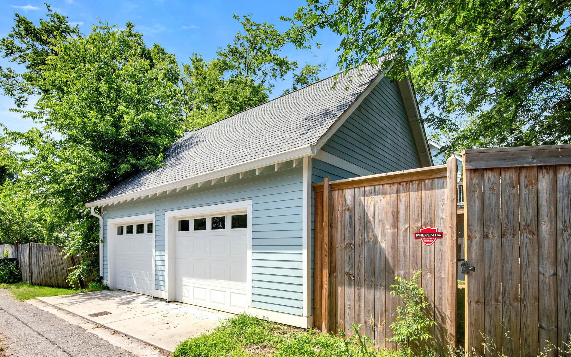 1808 Lillian Street