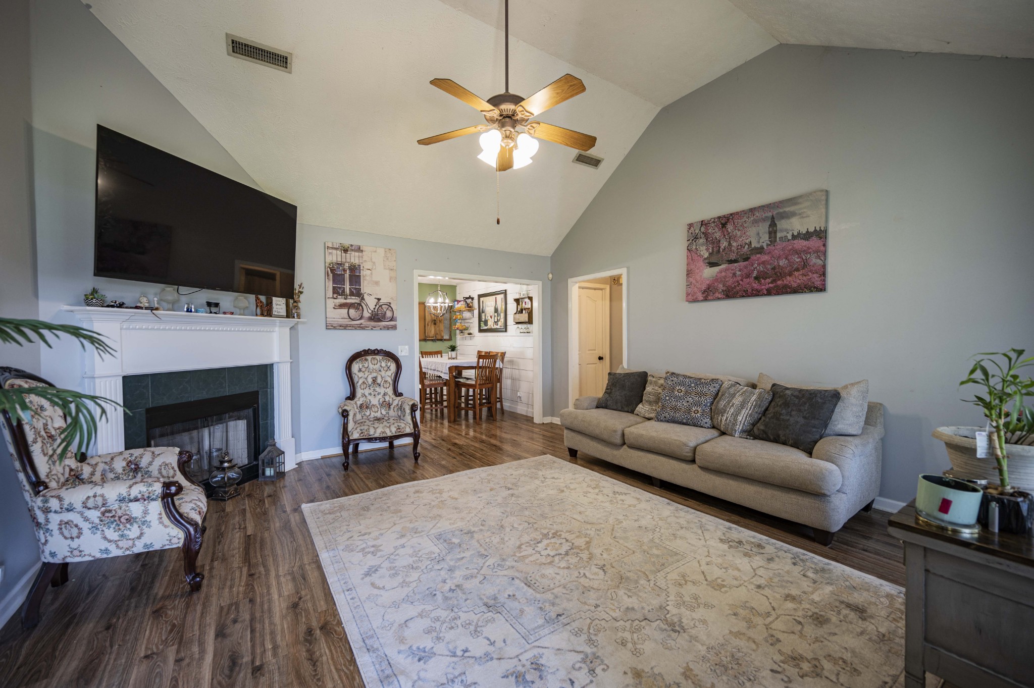 126 Ziffell Dr