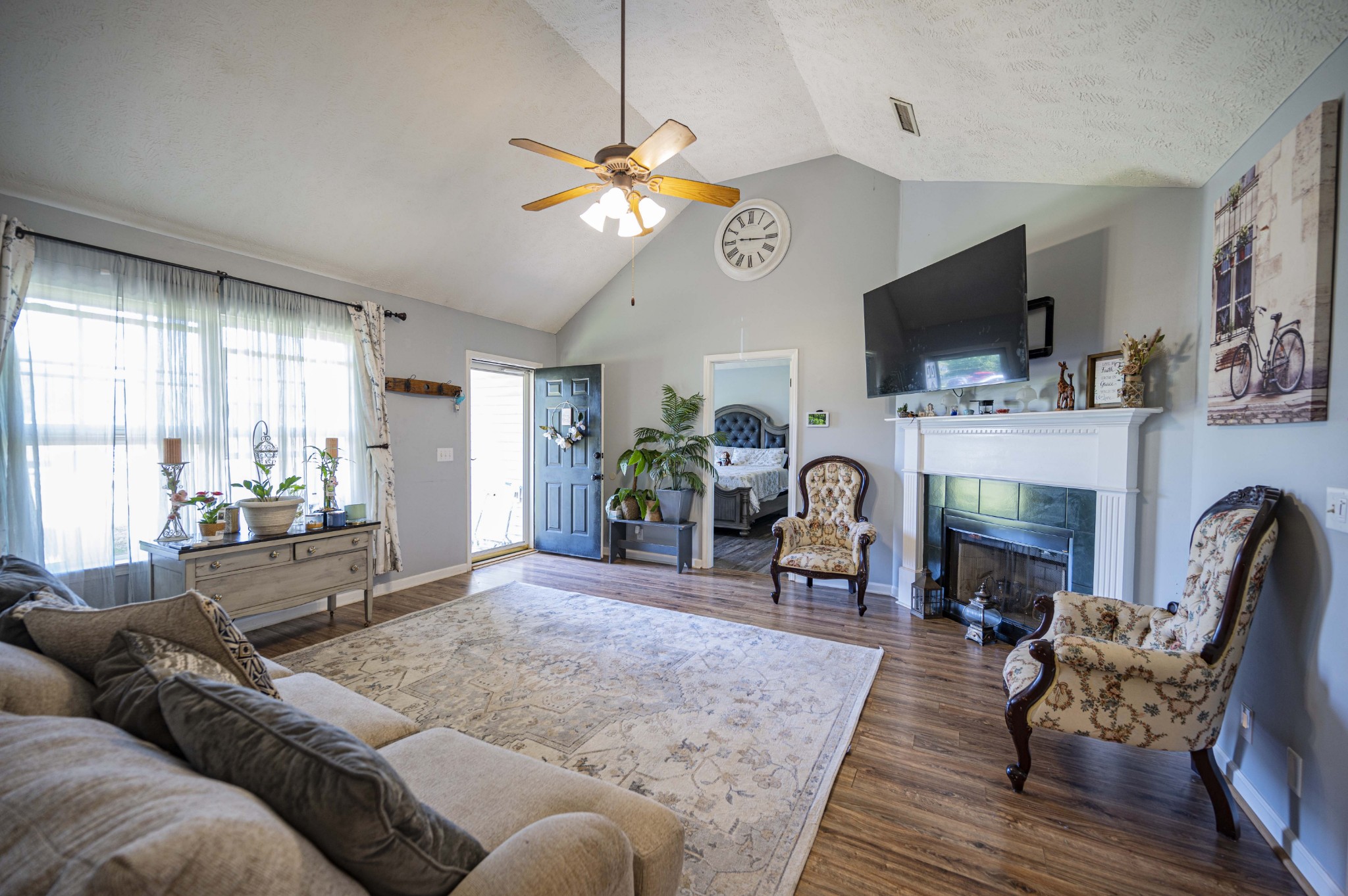 126 Ziffell Dr