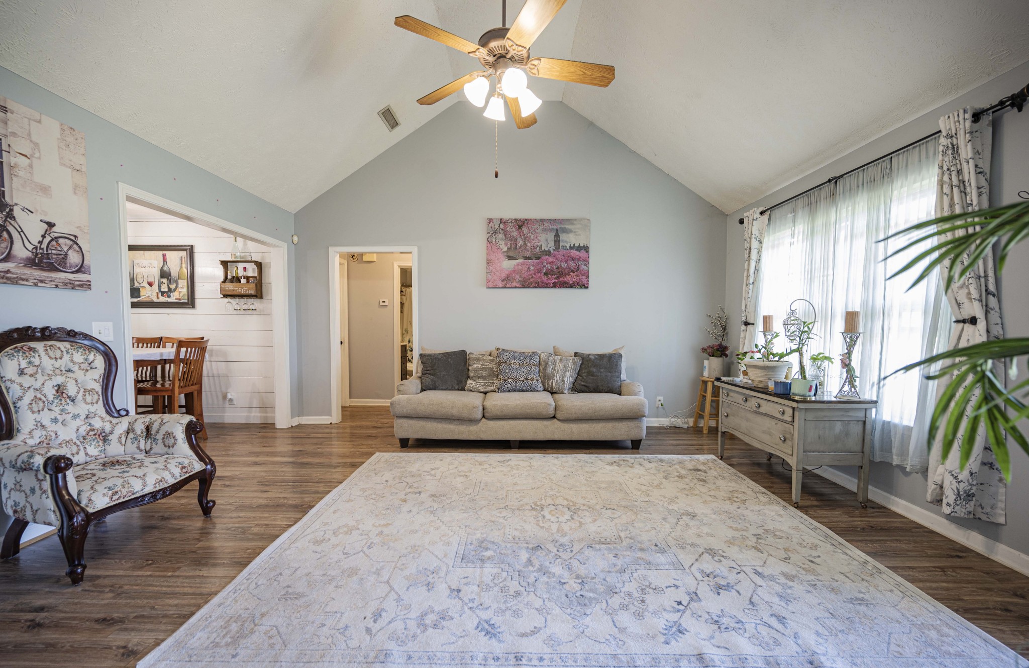 126 Ziffell Dr