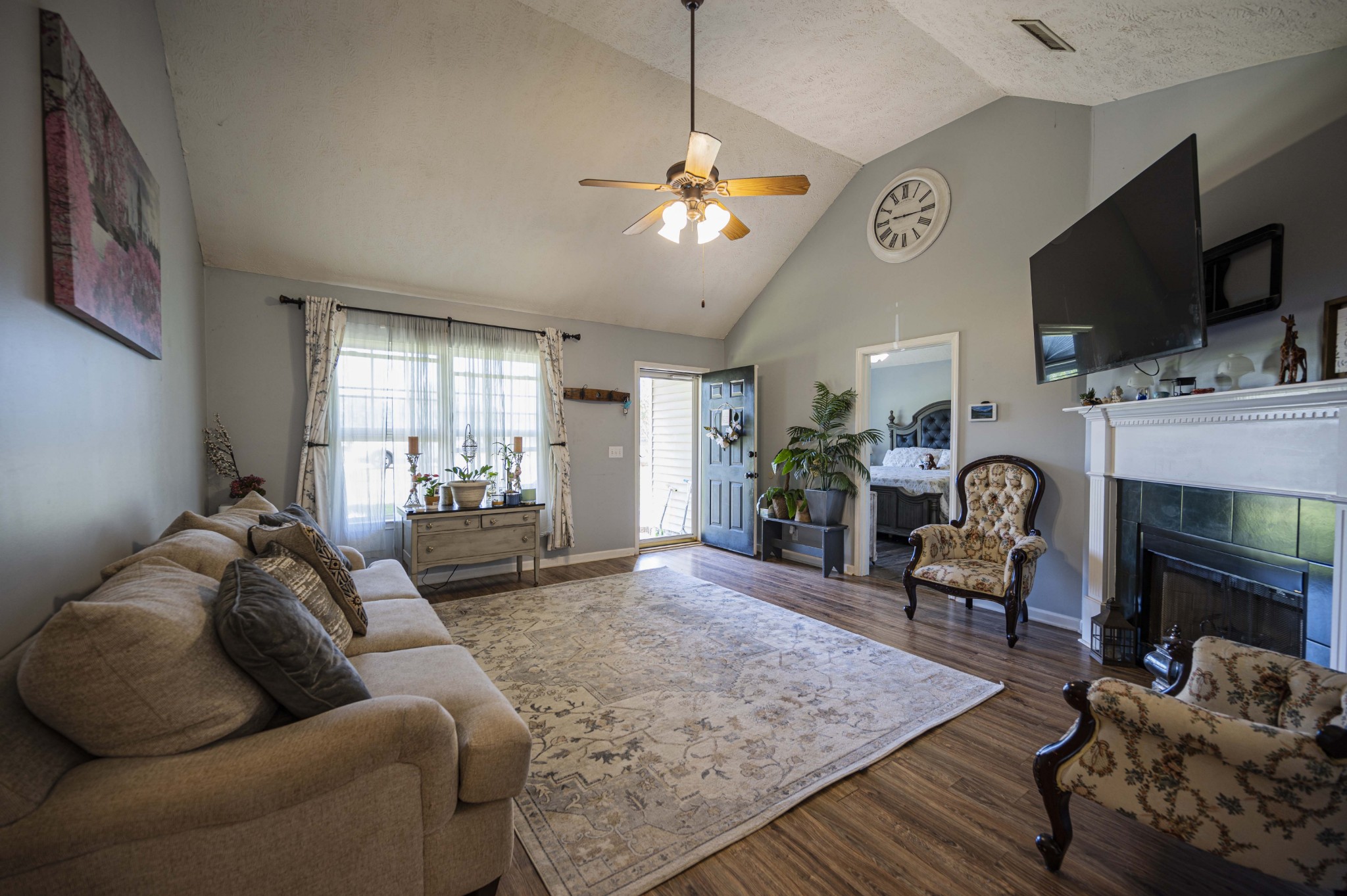 126 Ziffell Dr