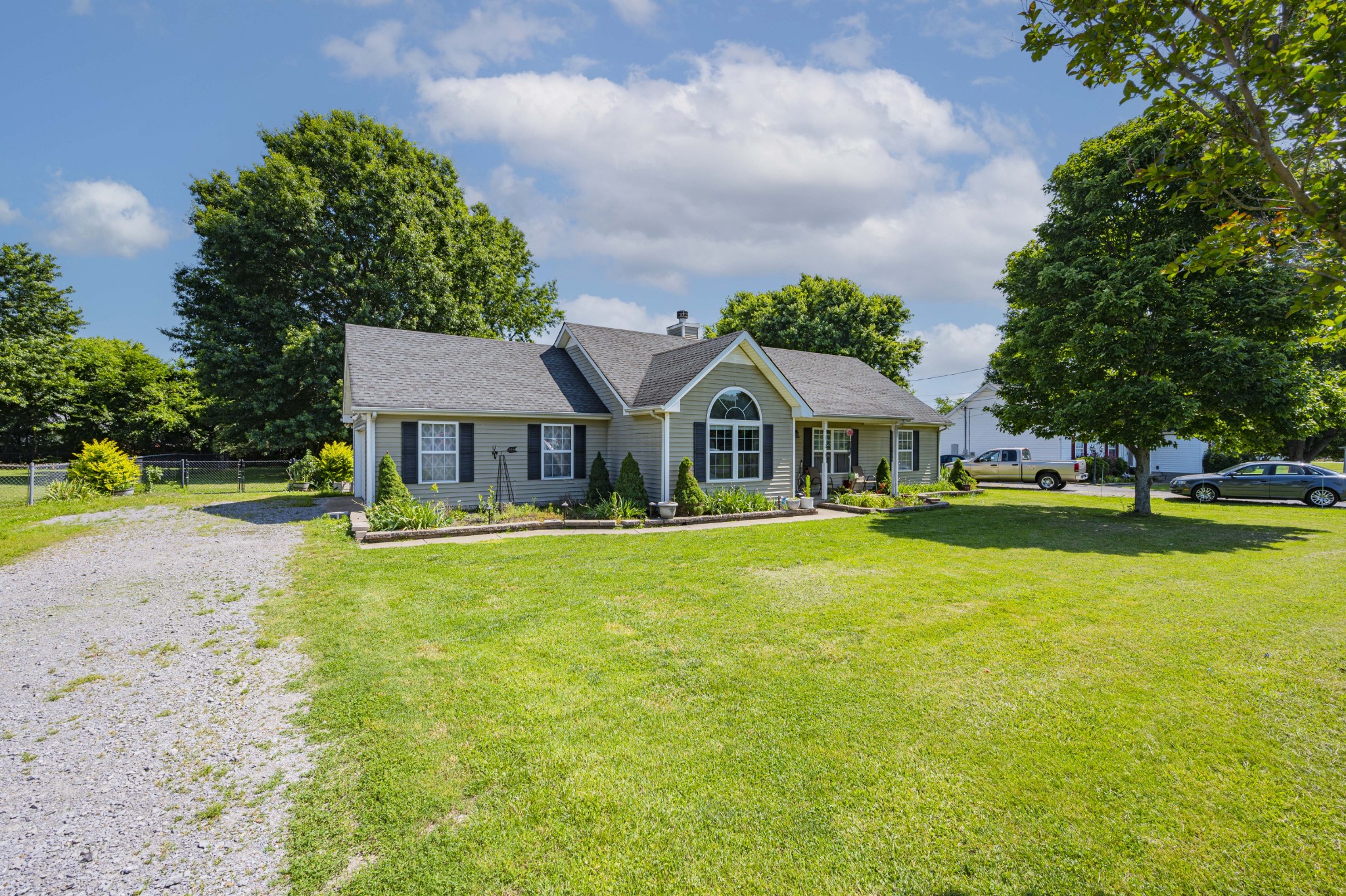 126 Ziffell Dr