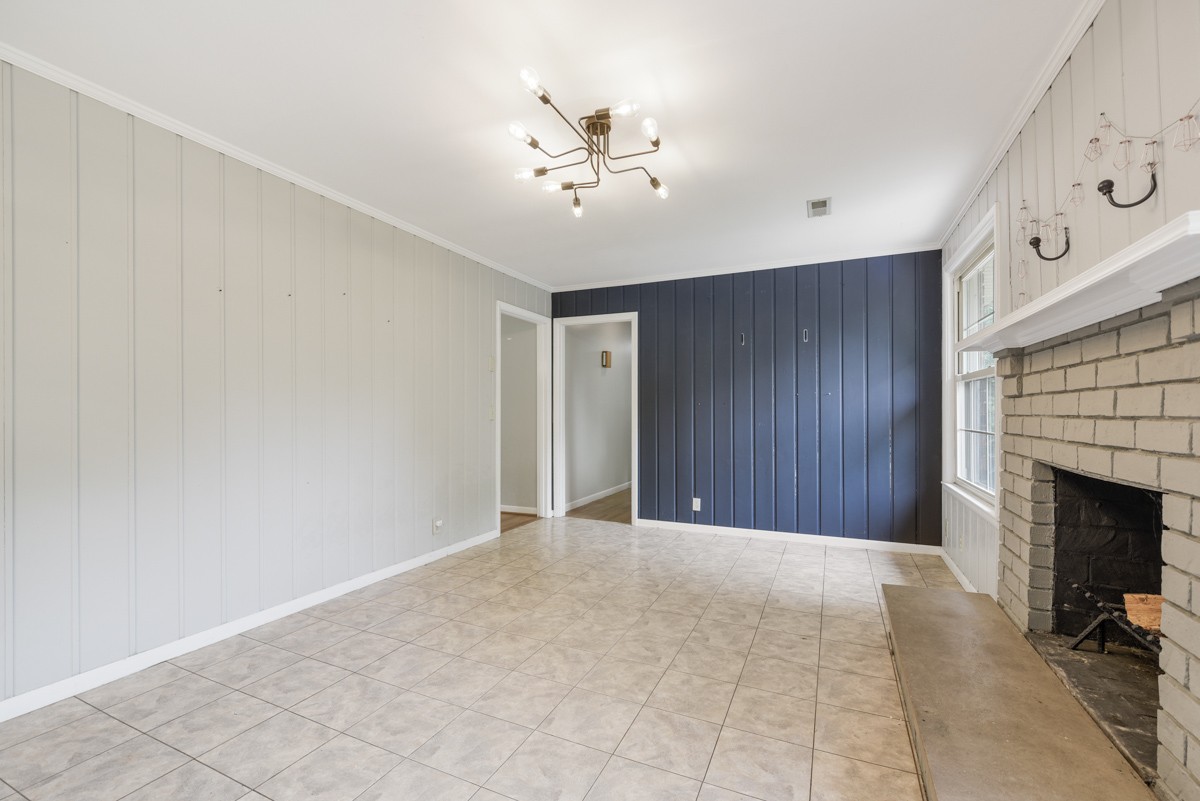 621 Vanoke Dr
