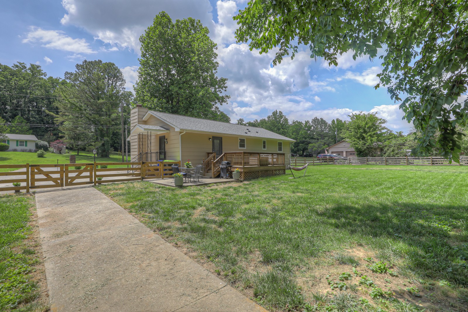 608 Mt Pisgah Ct