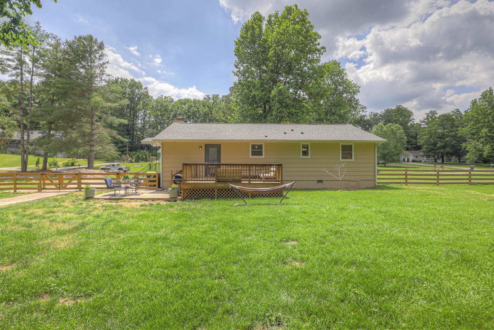 608 Mt Pisgah Ct