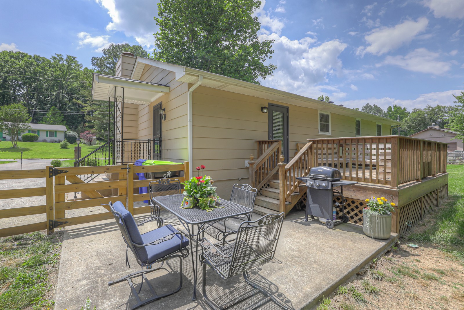 608 Mt Pisgah Ct