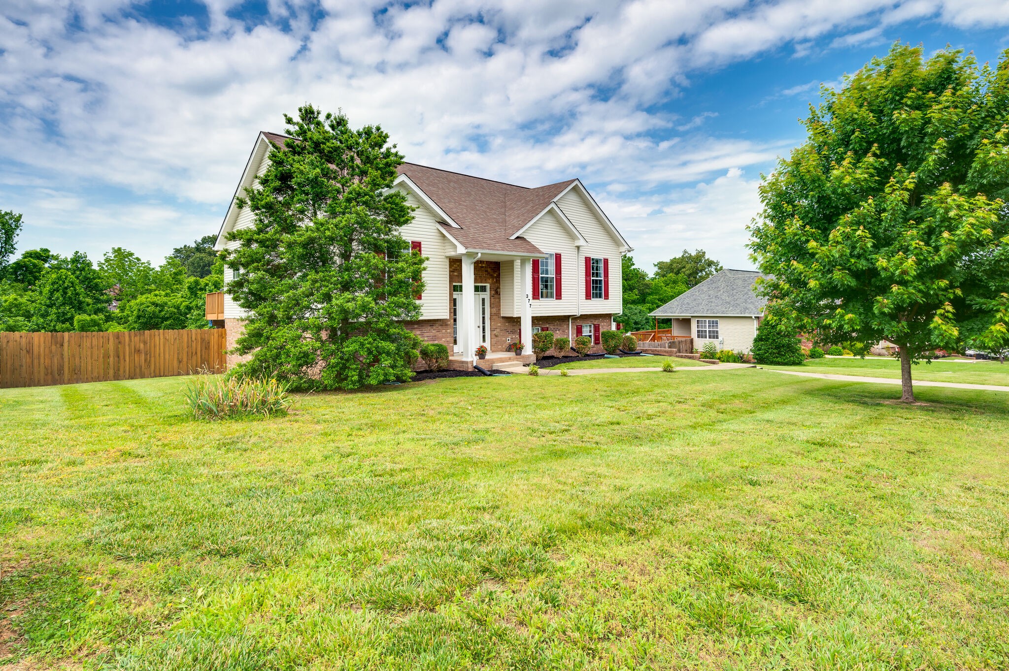 377 Janet Dr