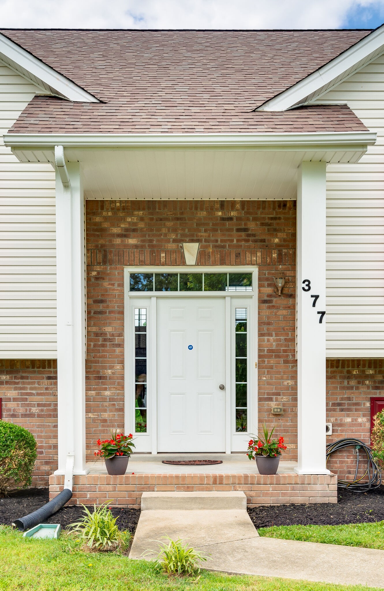 377 Janet Dr