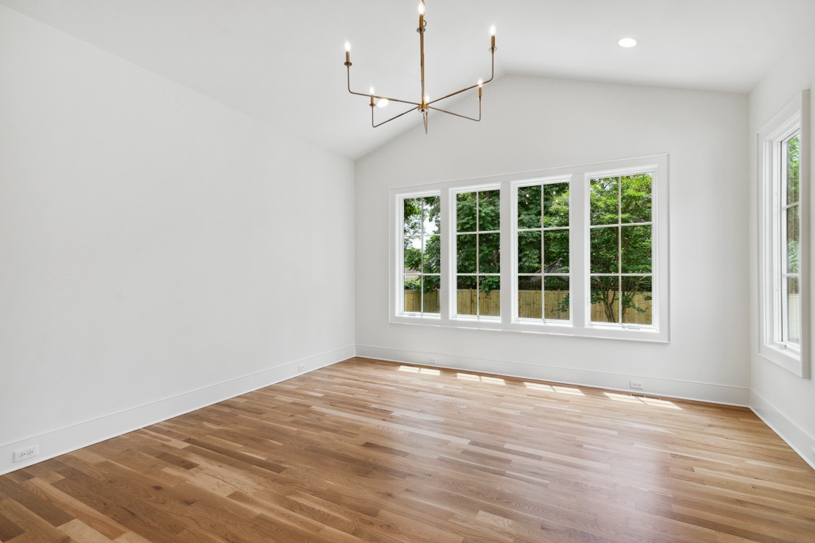 923 Sutton Hill Rd