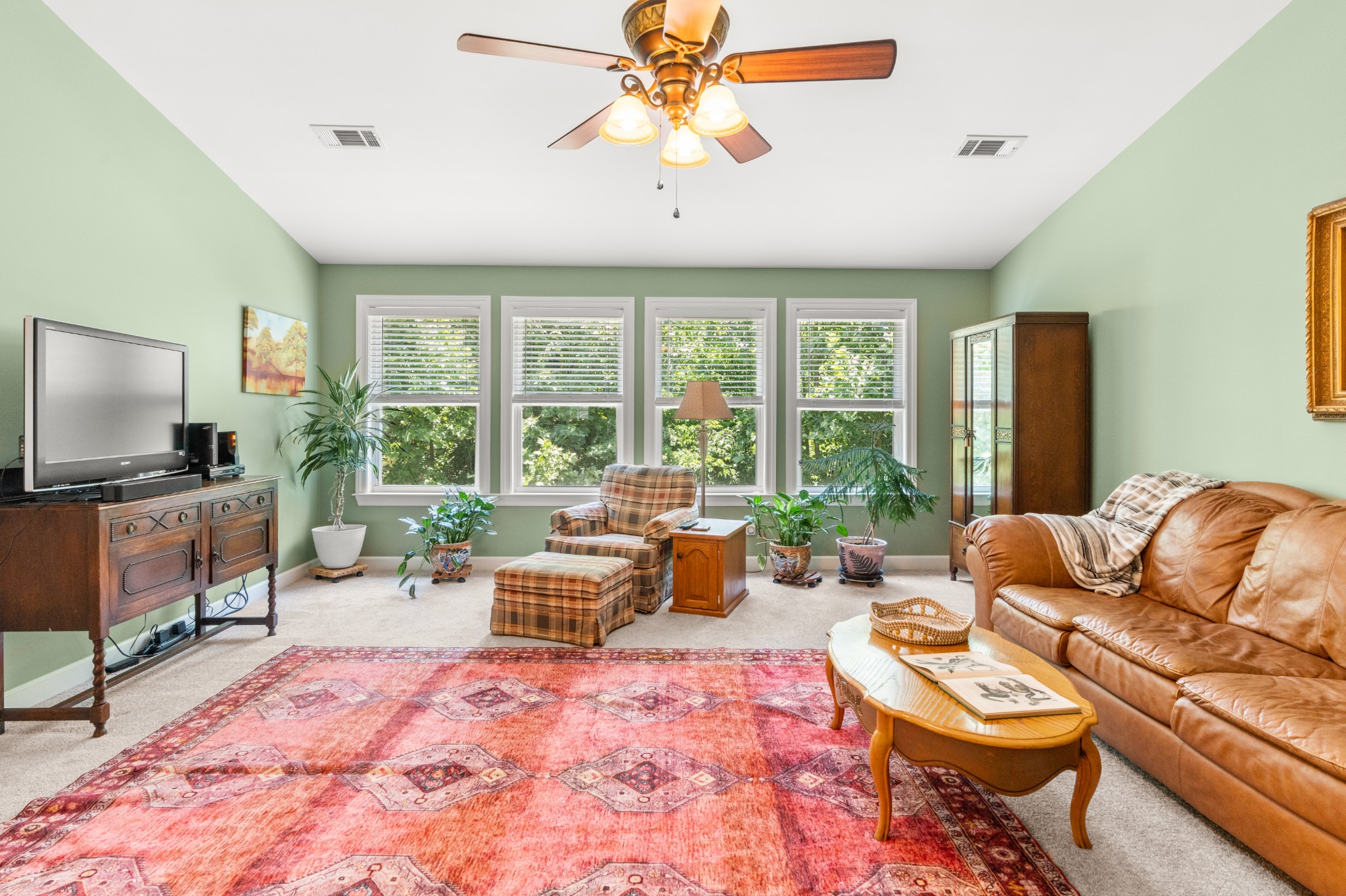 1125 Camden Cir