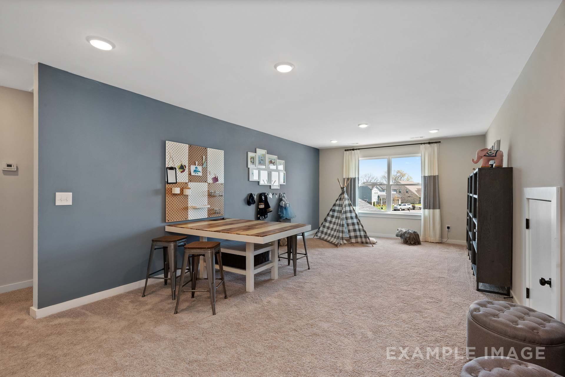 2909 Woodcrest Drive