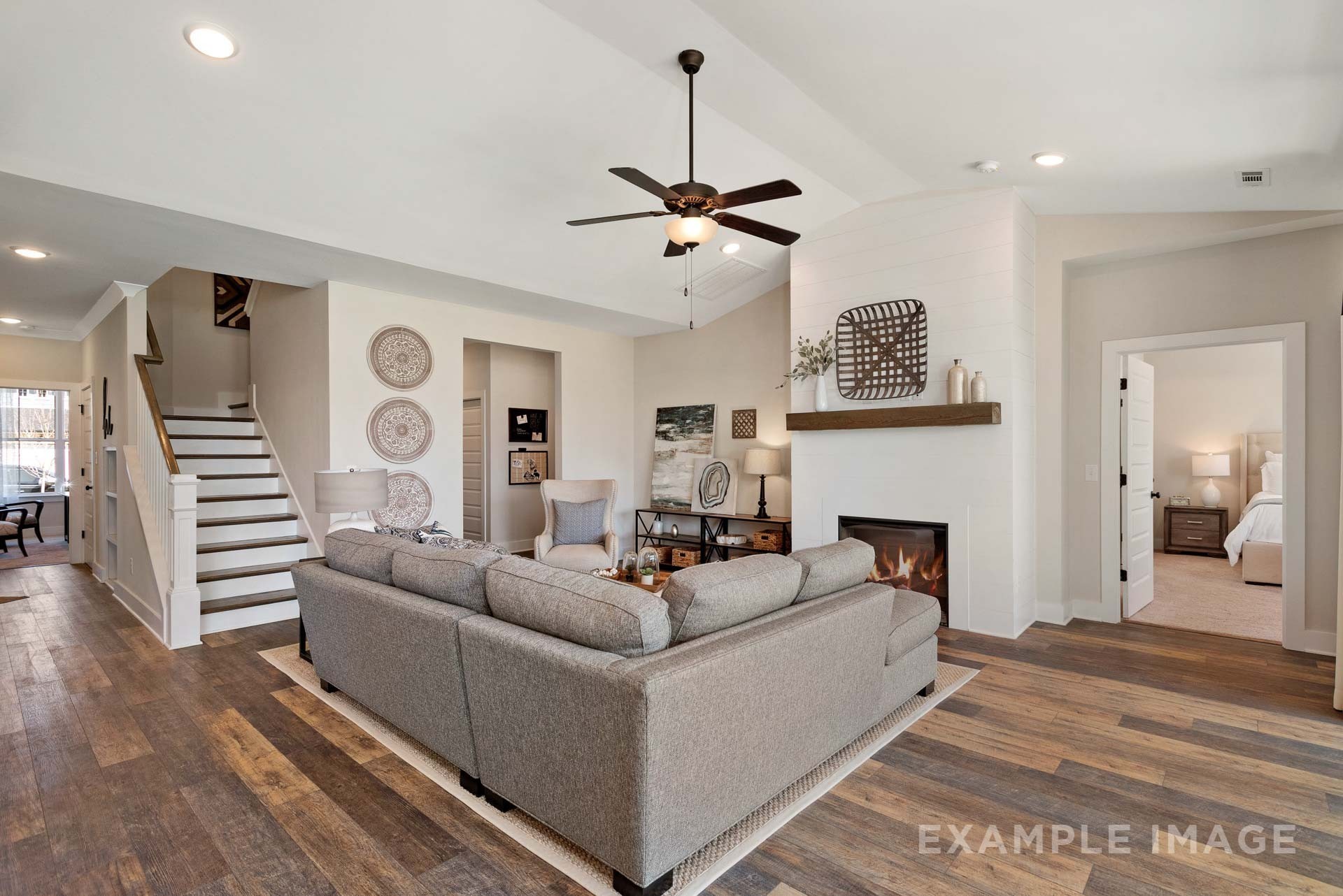 2909 Woodcrest Drive