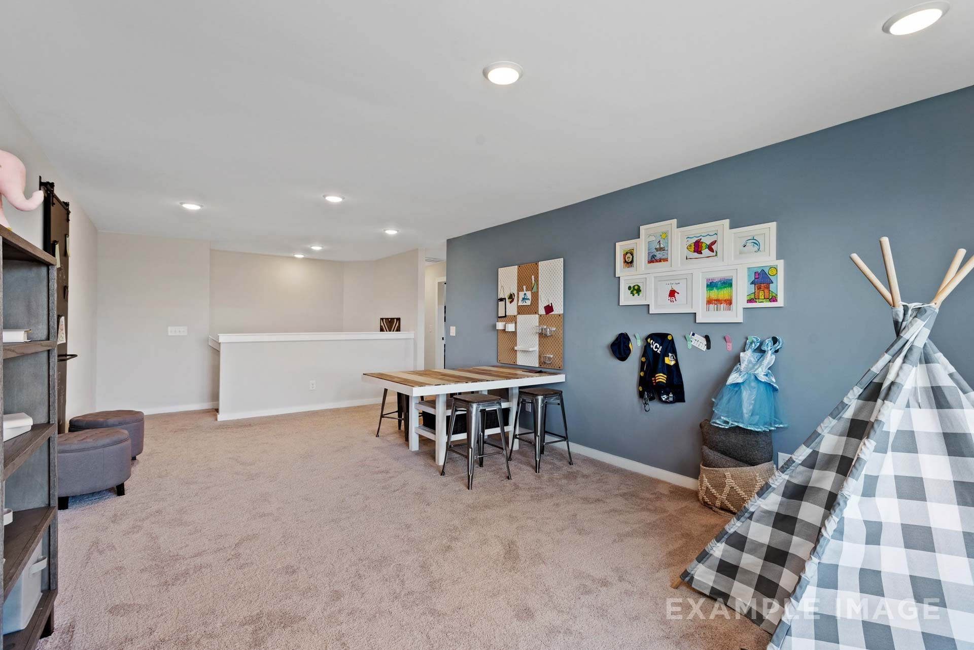 2909 Woodcrest Drive