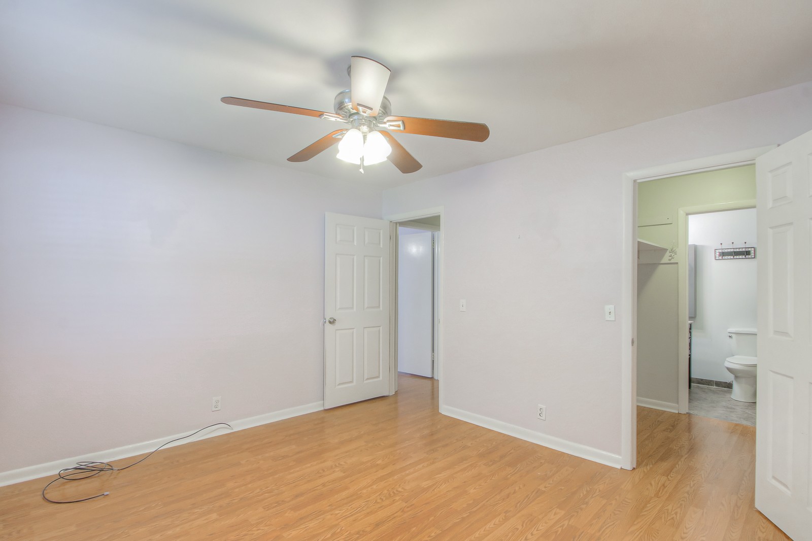 104 Doral Ct