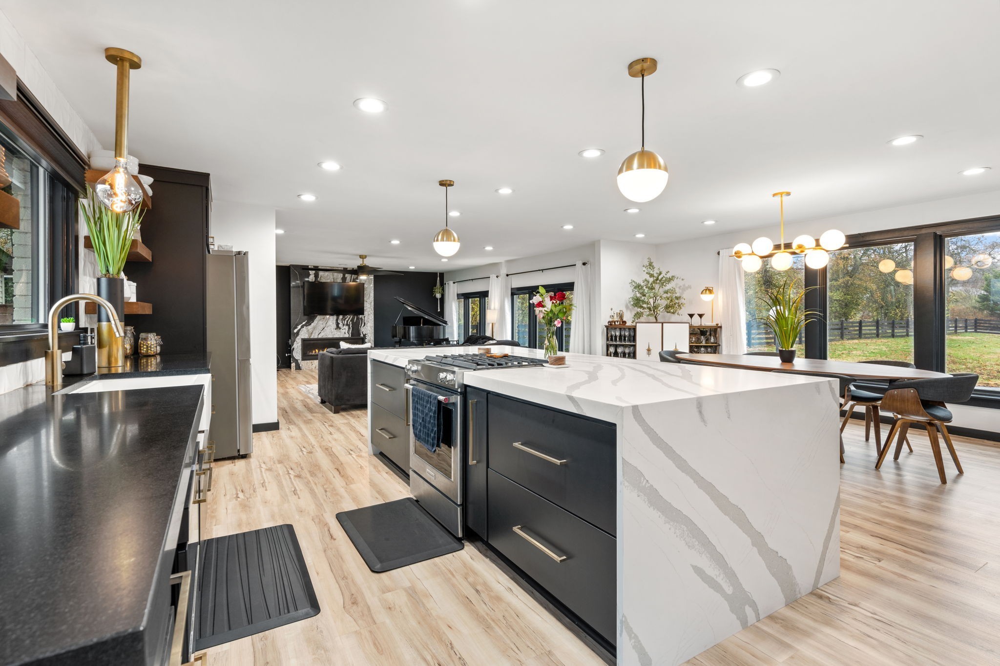 846 Florence Cir