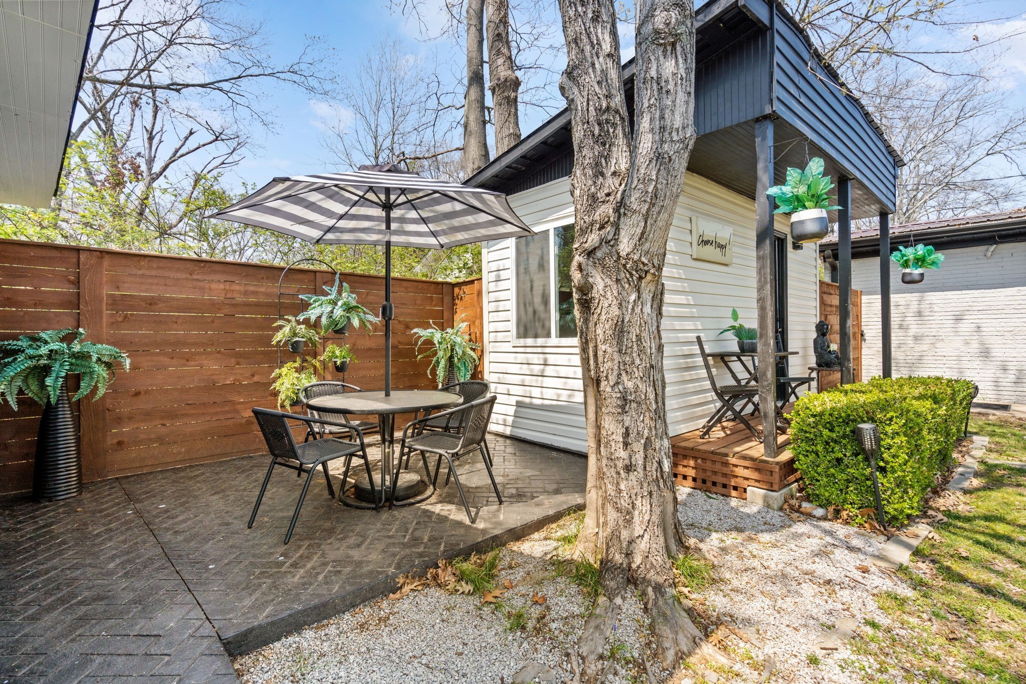 846 Florence Cir