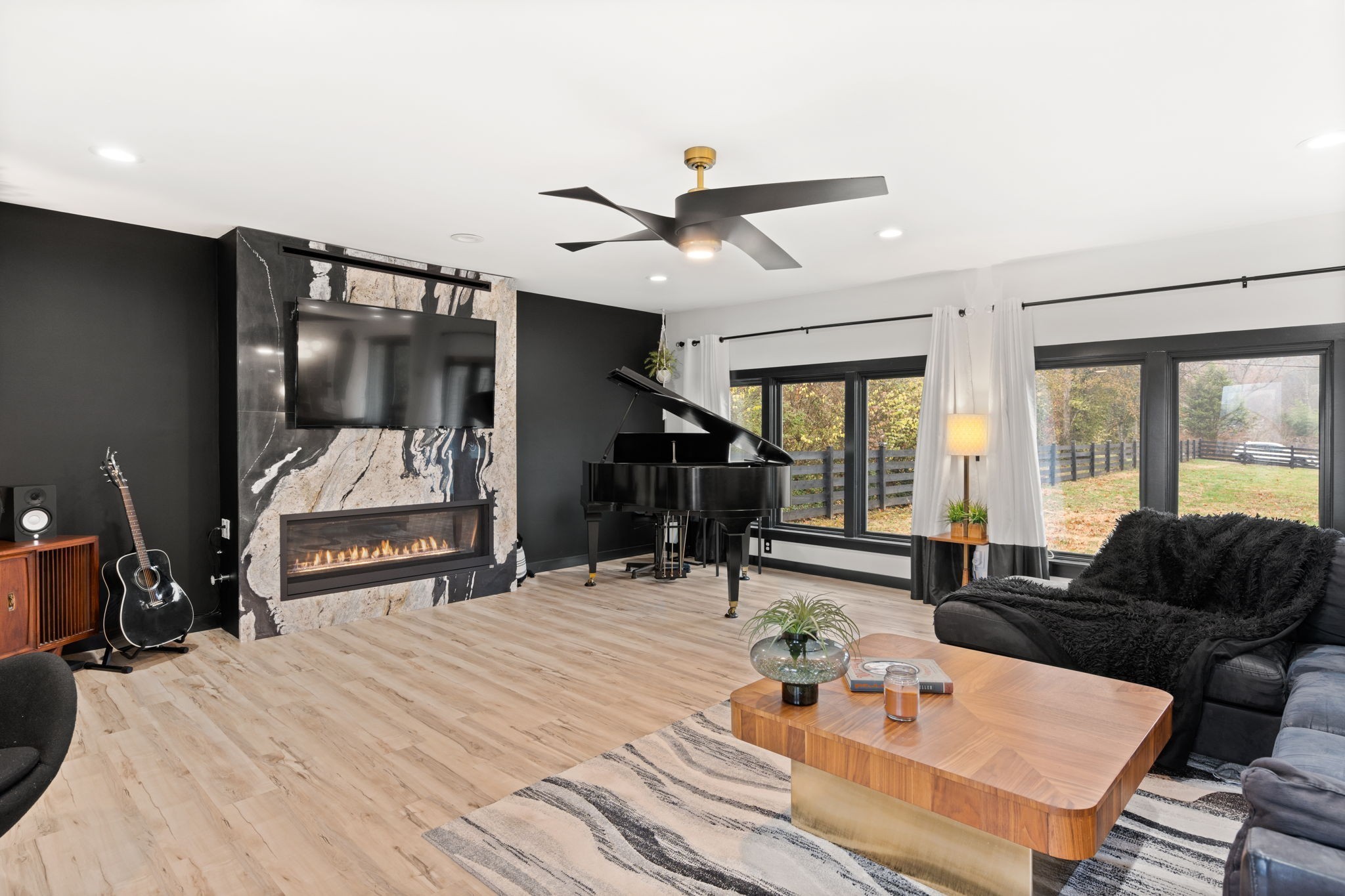 846 Florence Cir