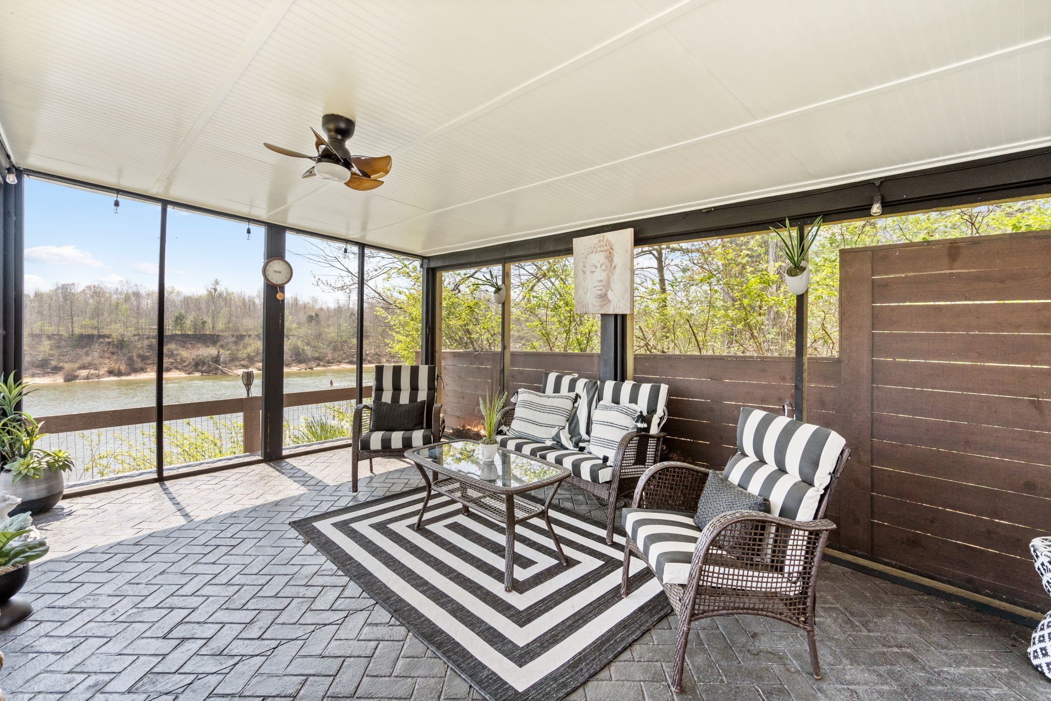 846 Florence Cir