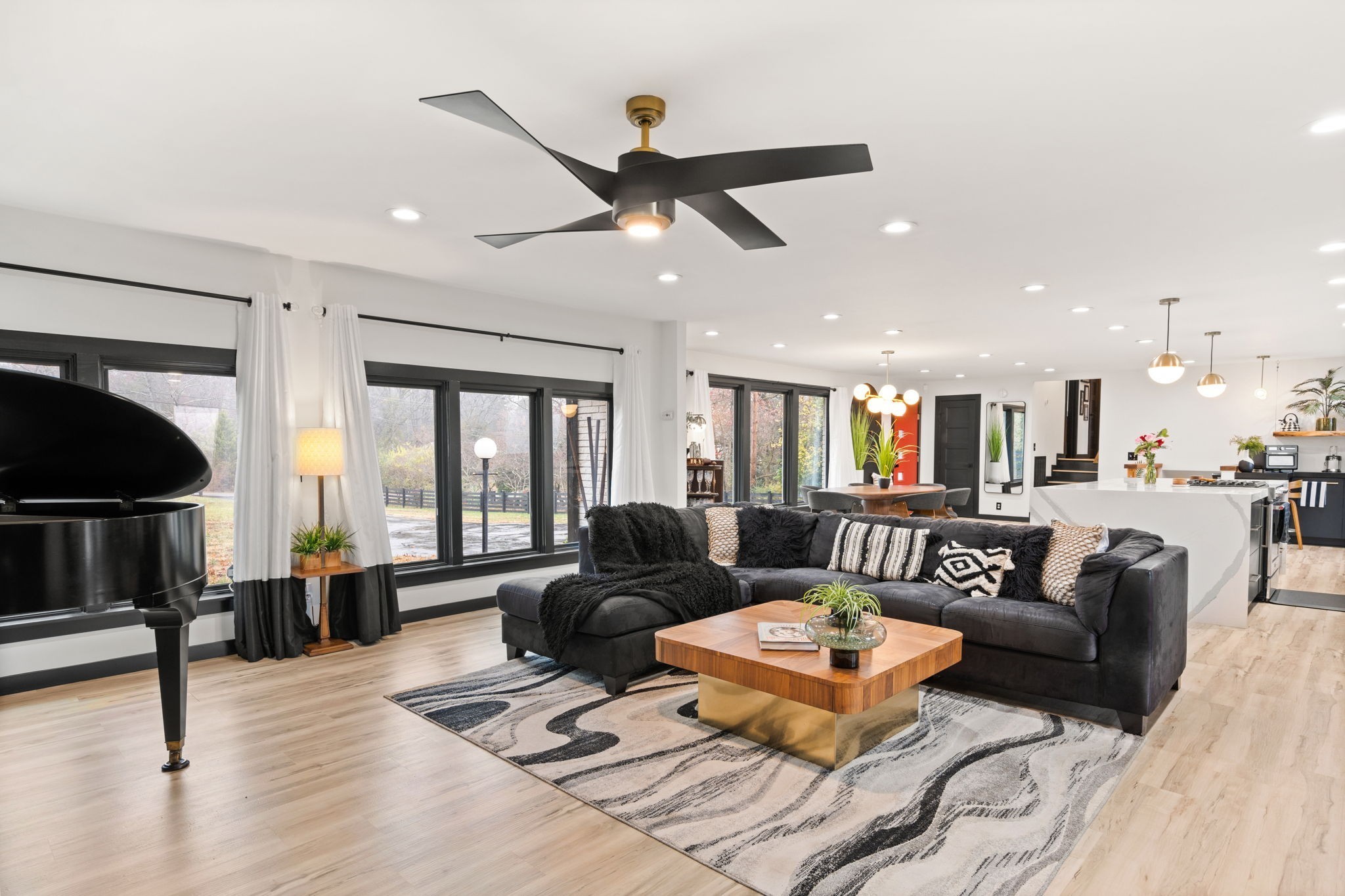 846 Florence Cir