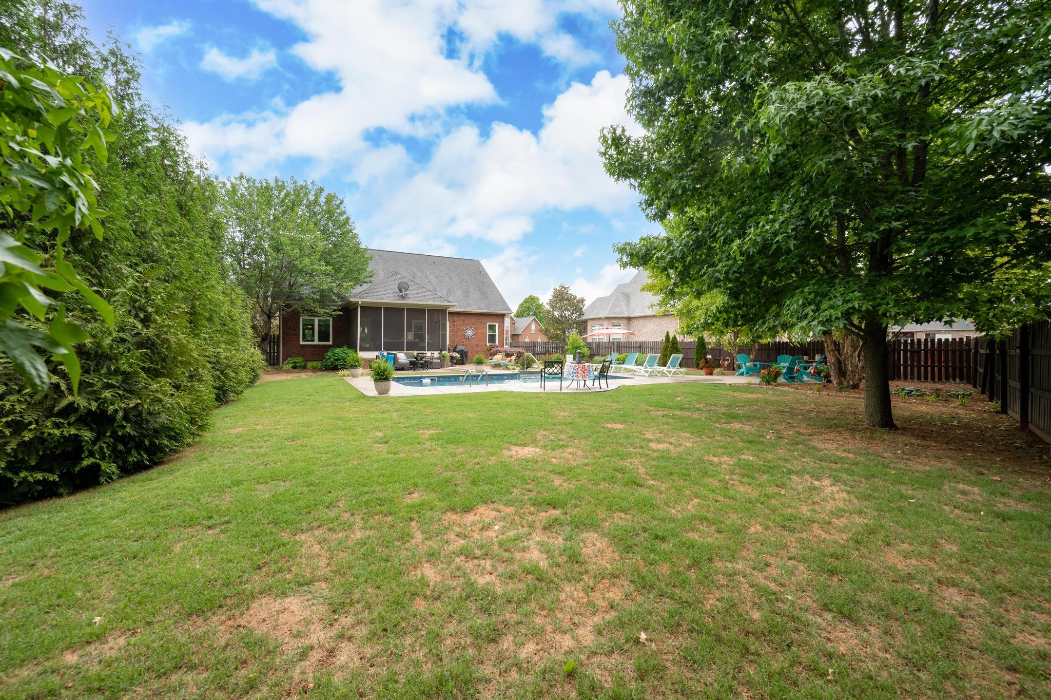 2837 Schoolside Street