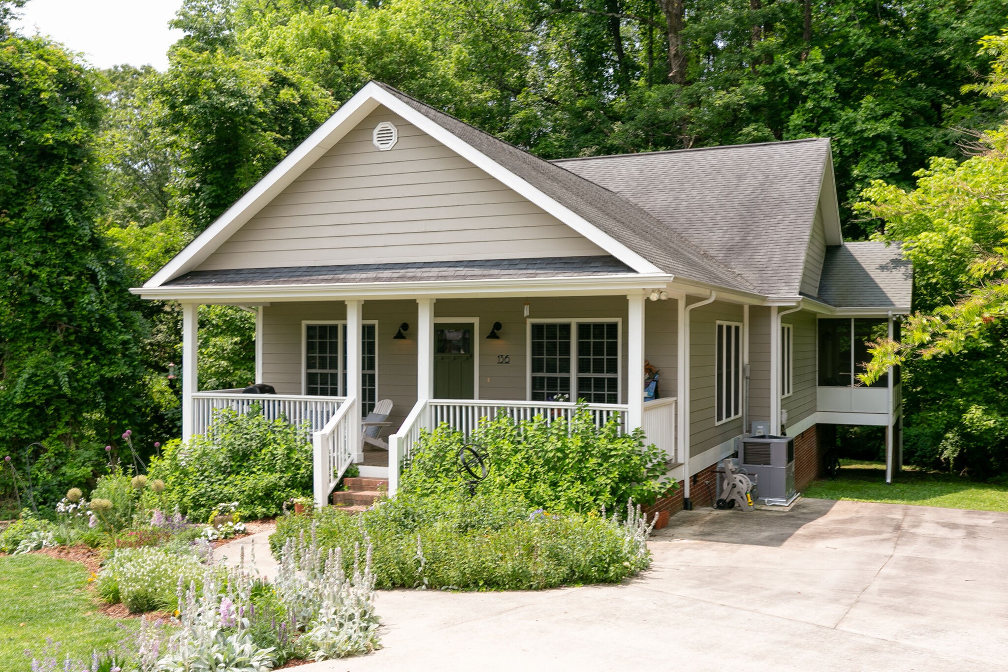 136 Parsons Green Cir