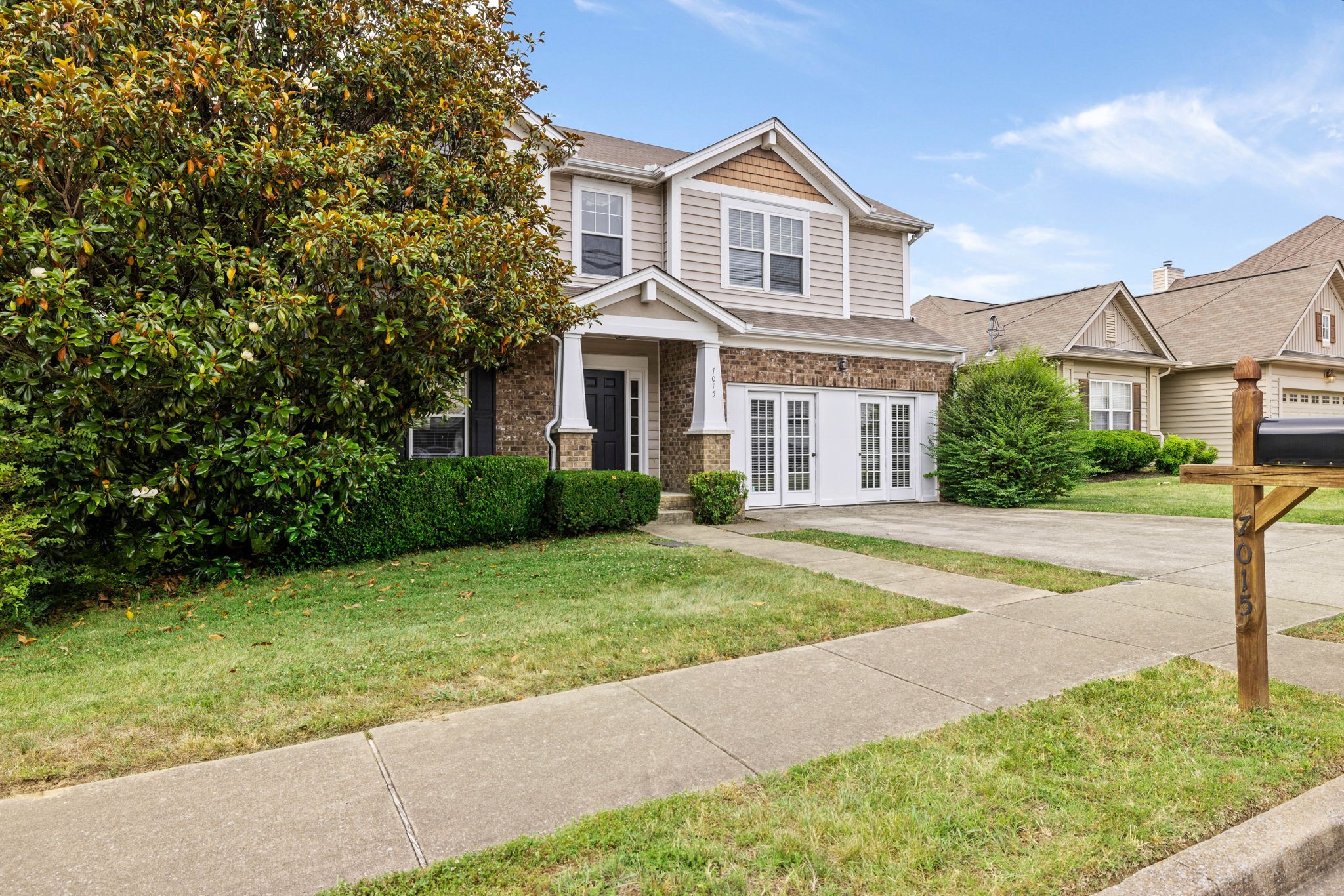 7015 Legacy Dr