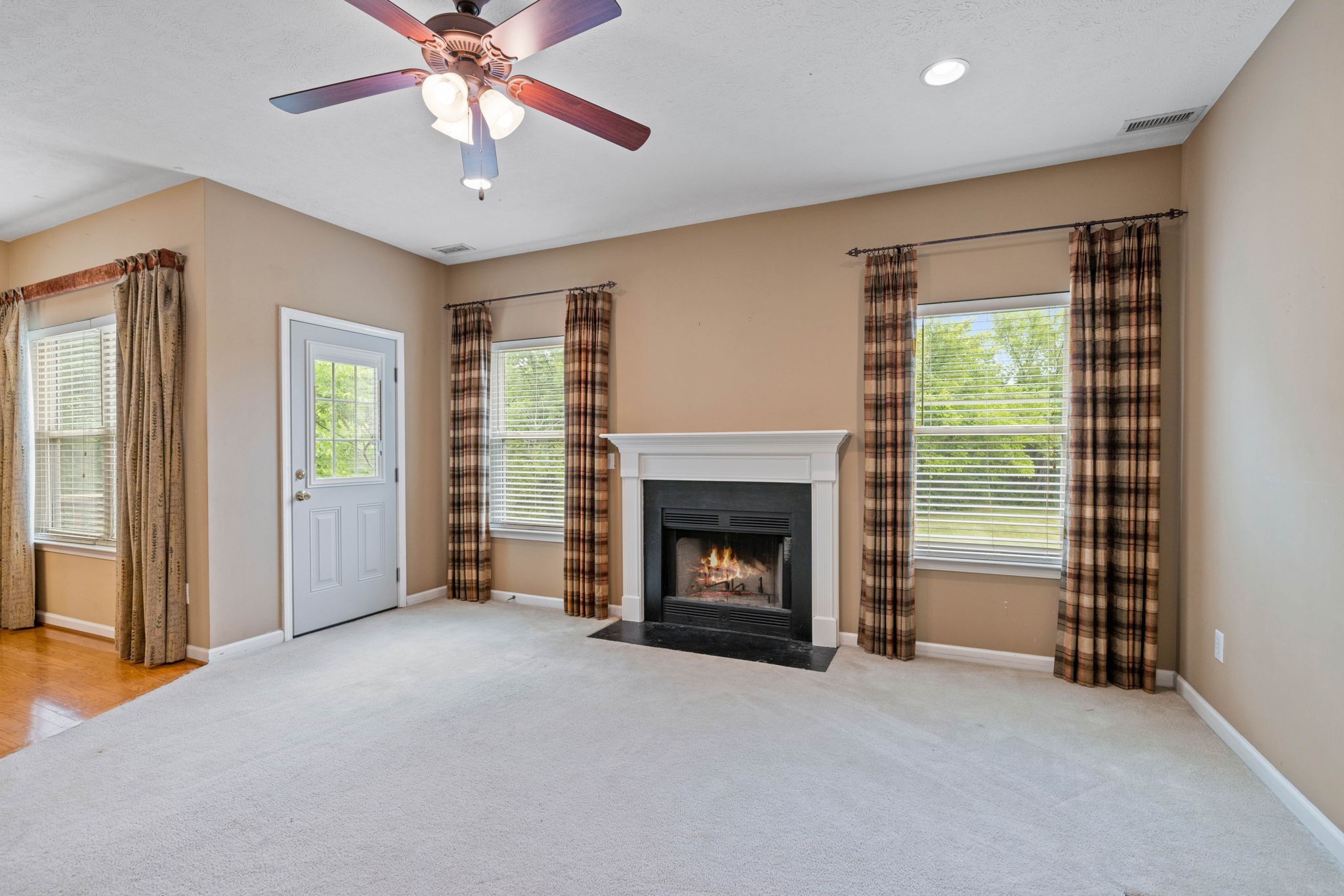 7015 Legacy Dr