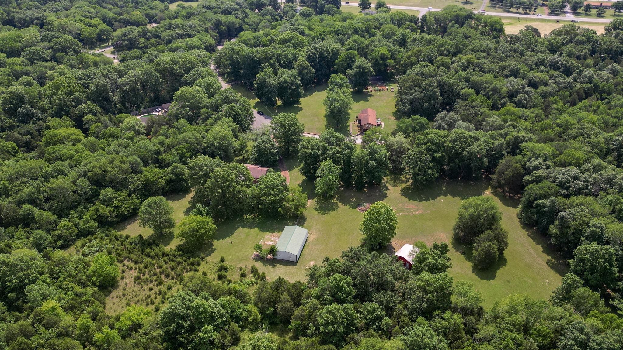 2009 Lakeview Court