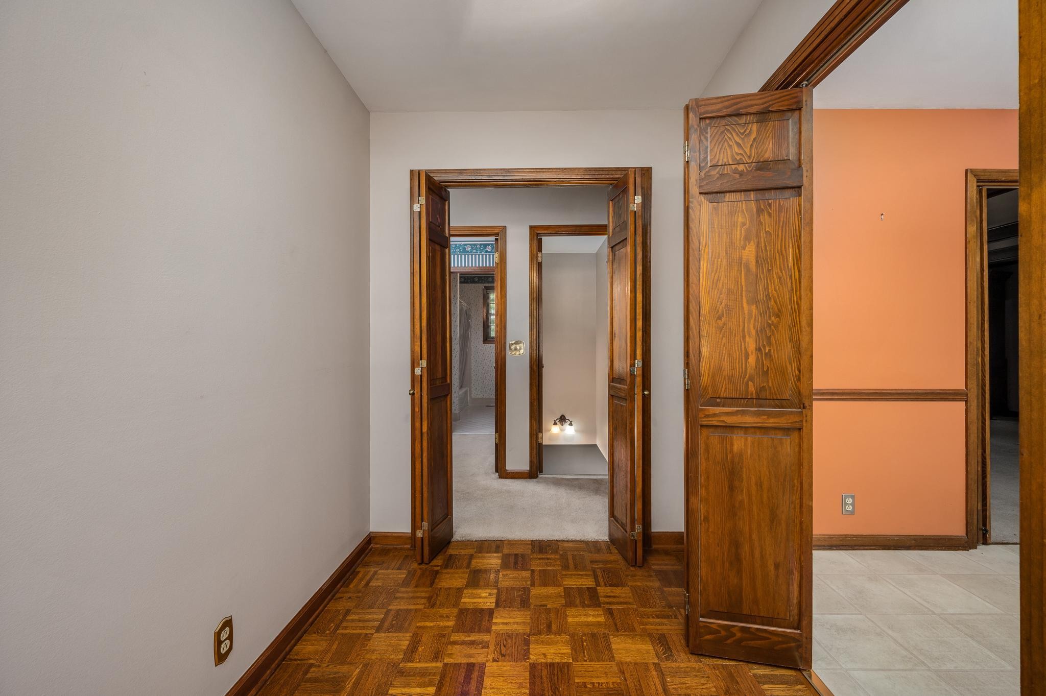 2009 Lakeview Court