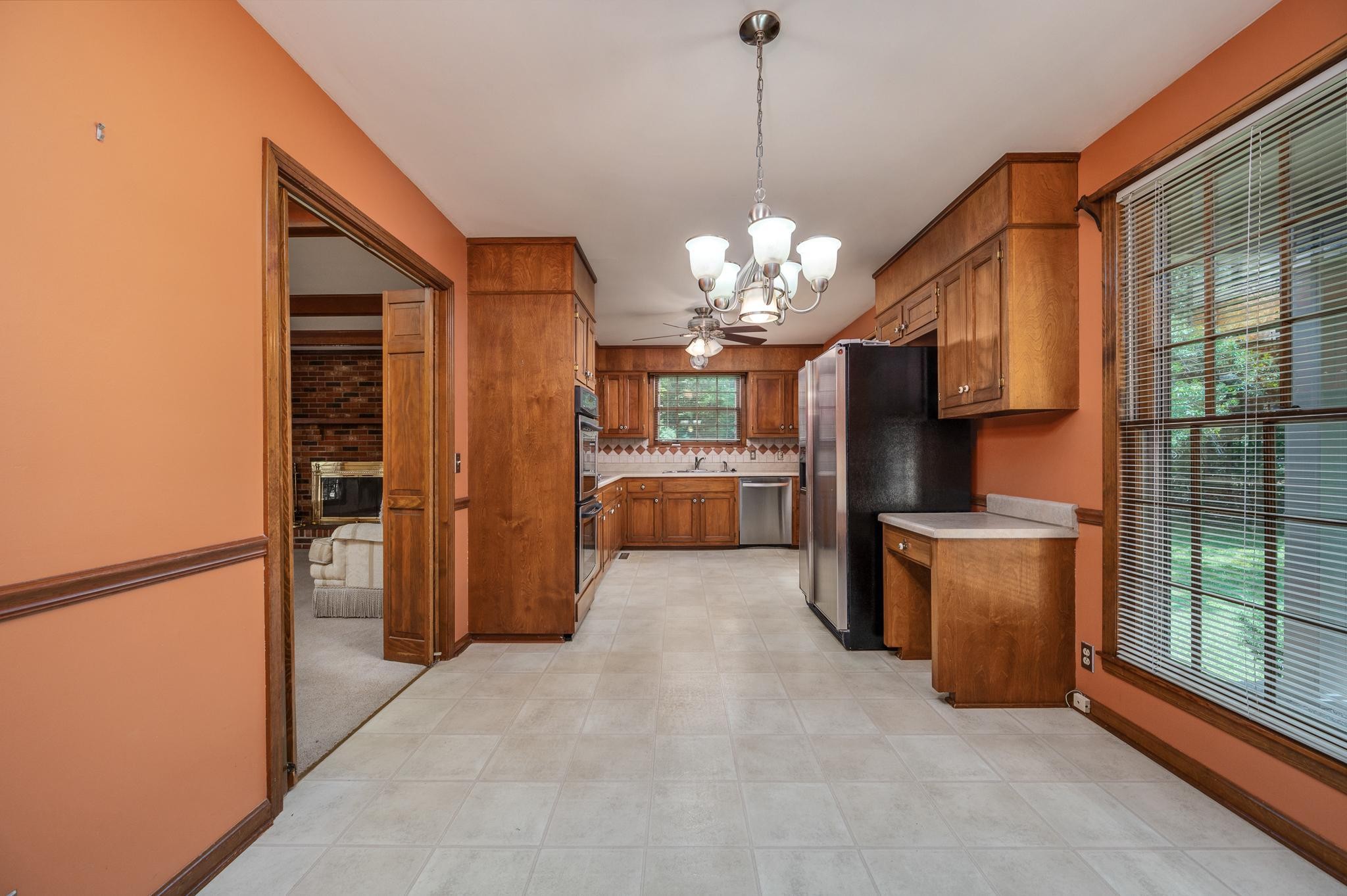 2009 Lakeview Court