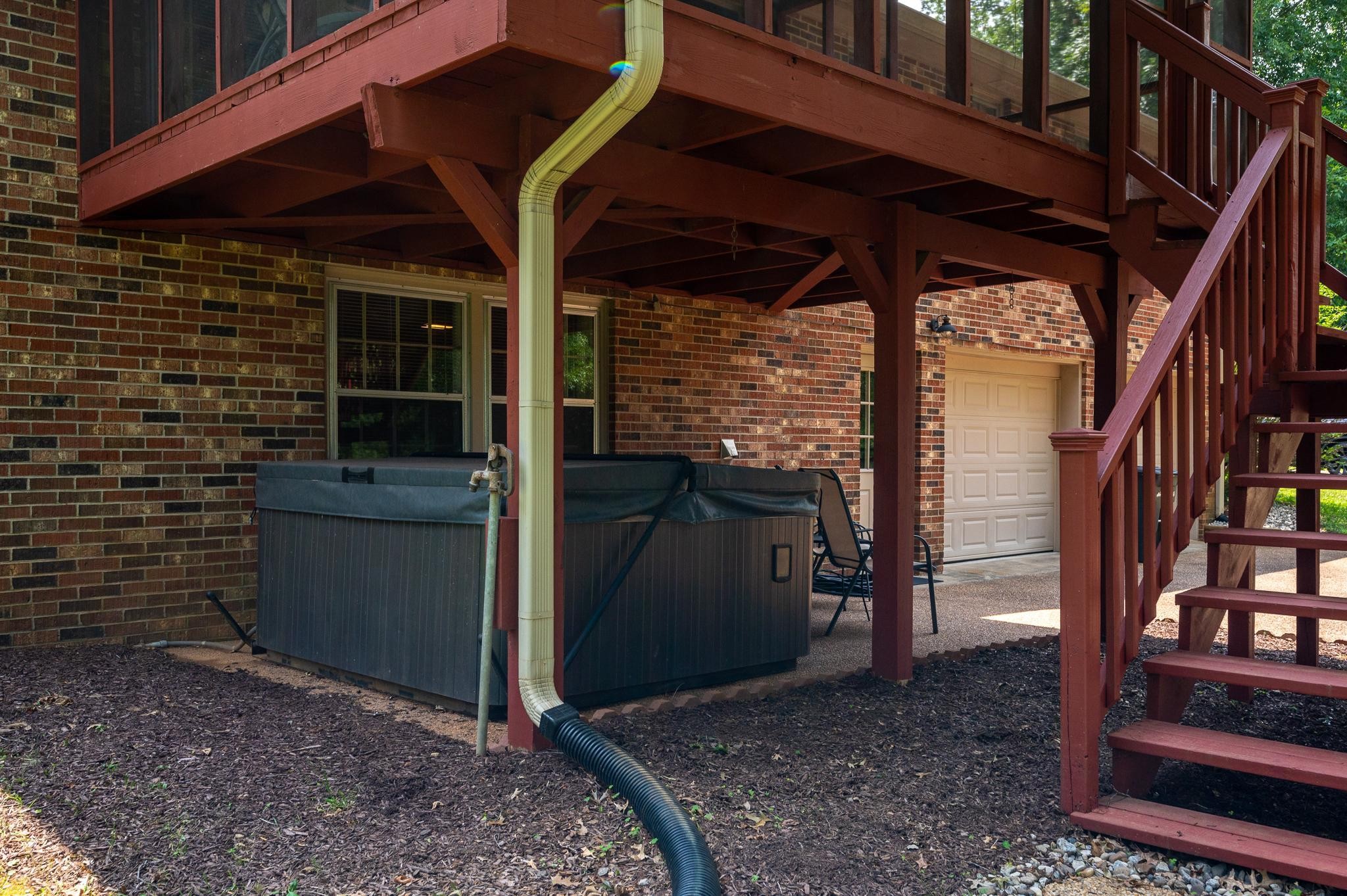 2009 Lakeview Court