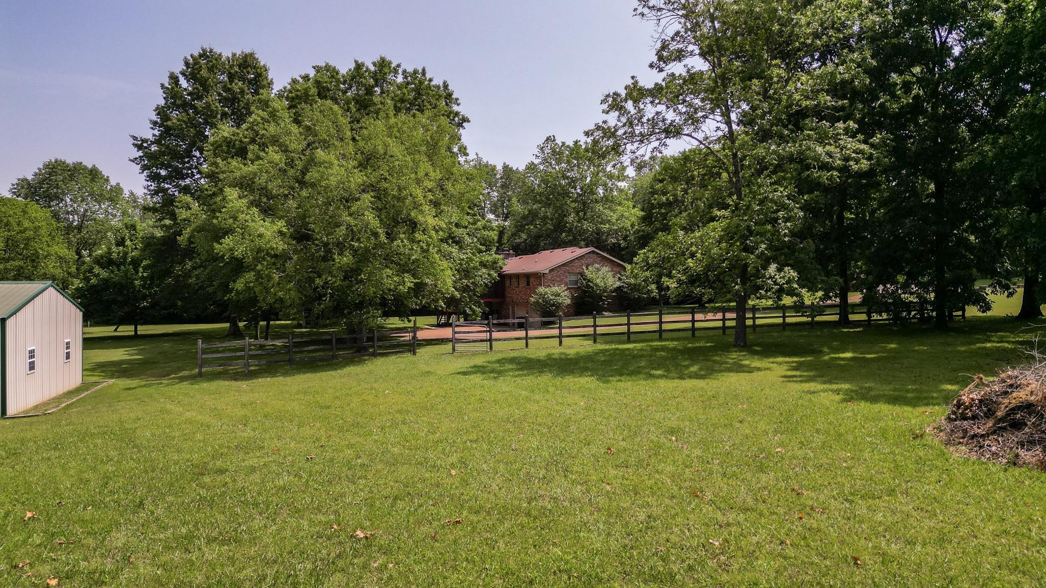 2009 Lakeview Court