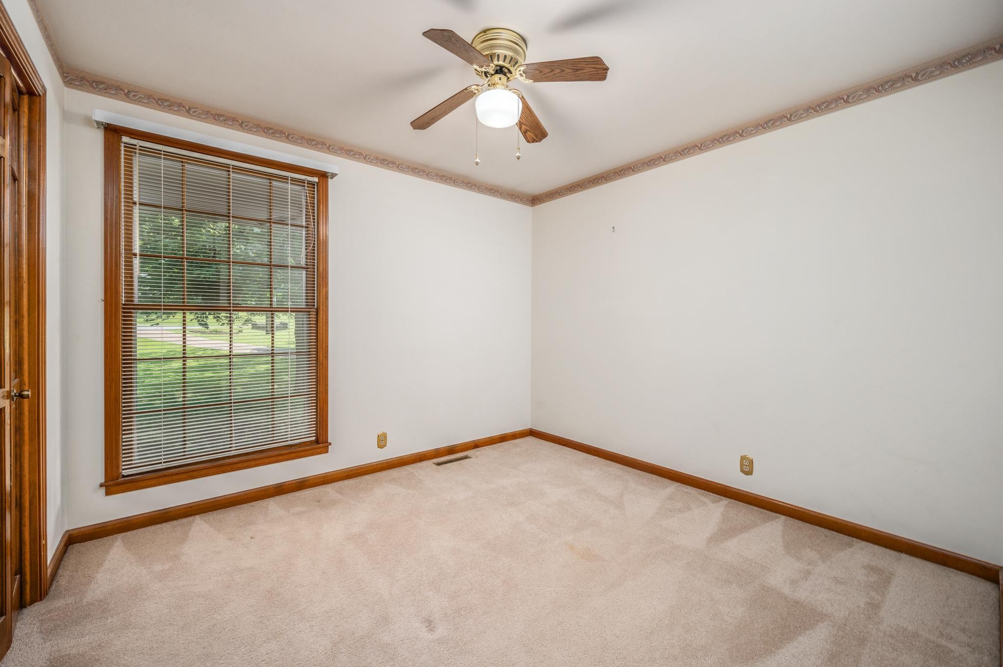 2009 Lakeview Court