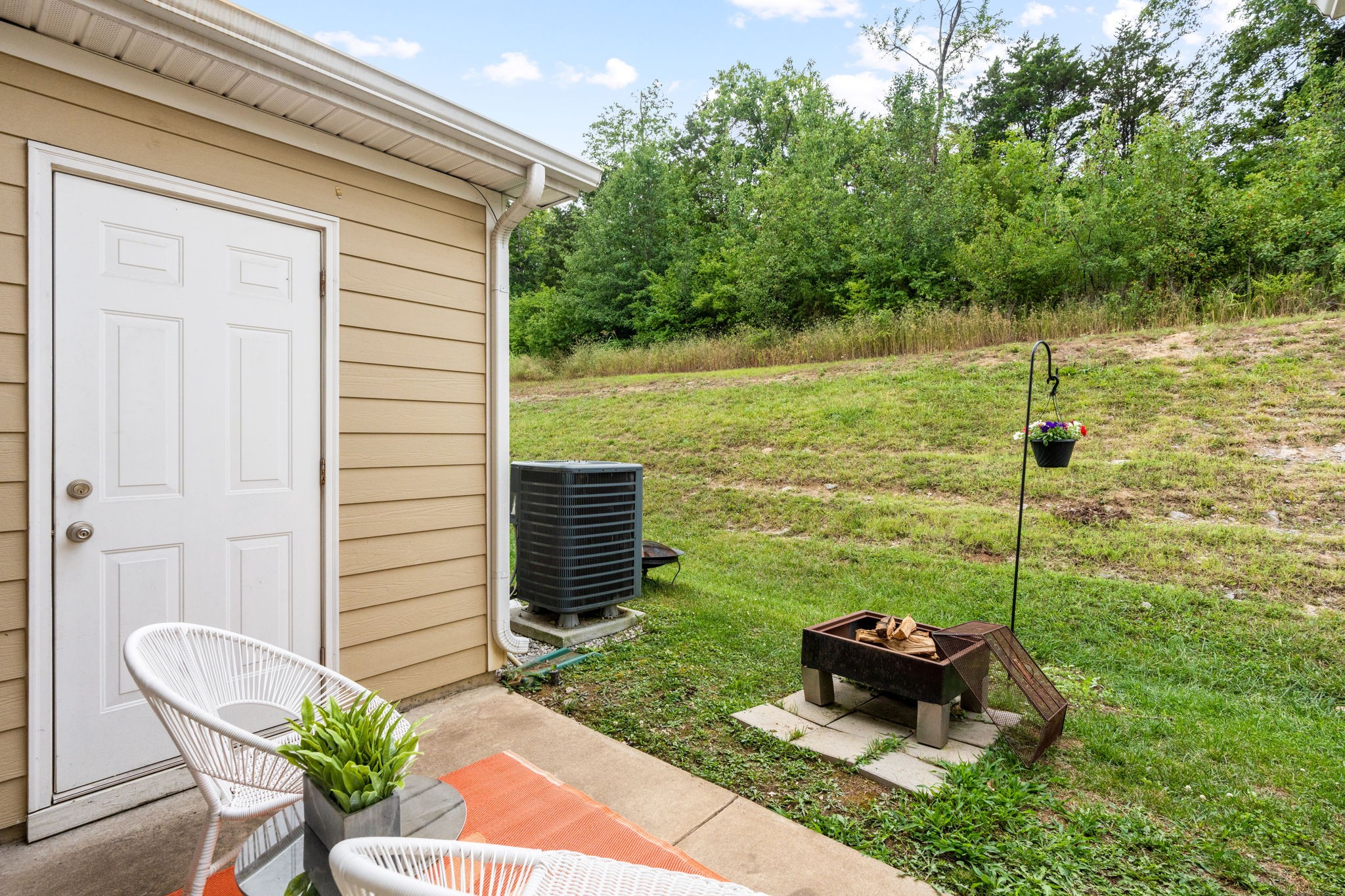 274 Cobblestone Place Dr