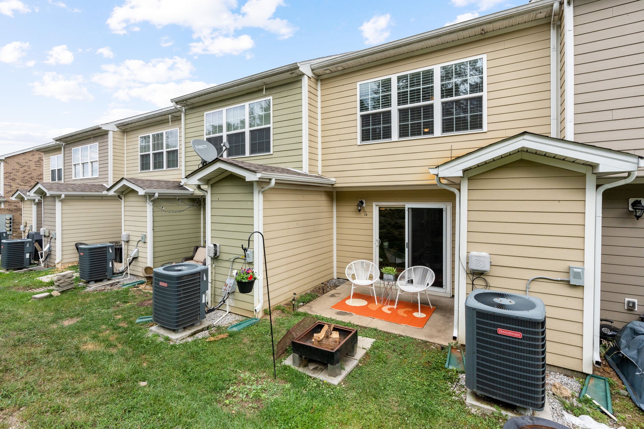 274 Cobblestone Place Dr