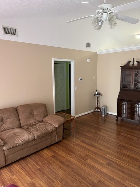 502 Dellwood Dr