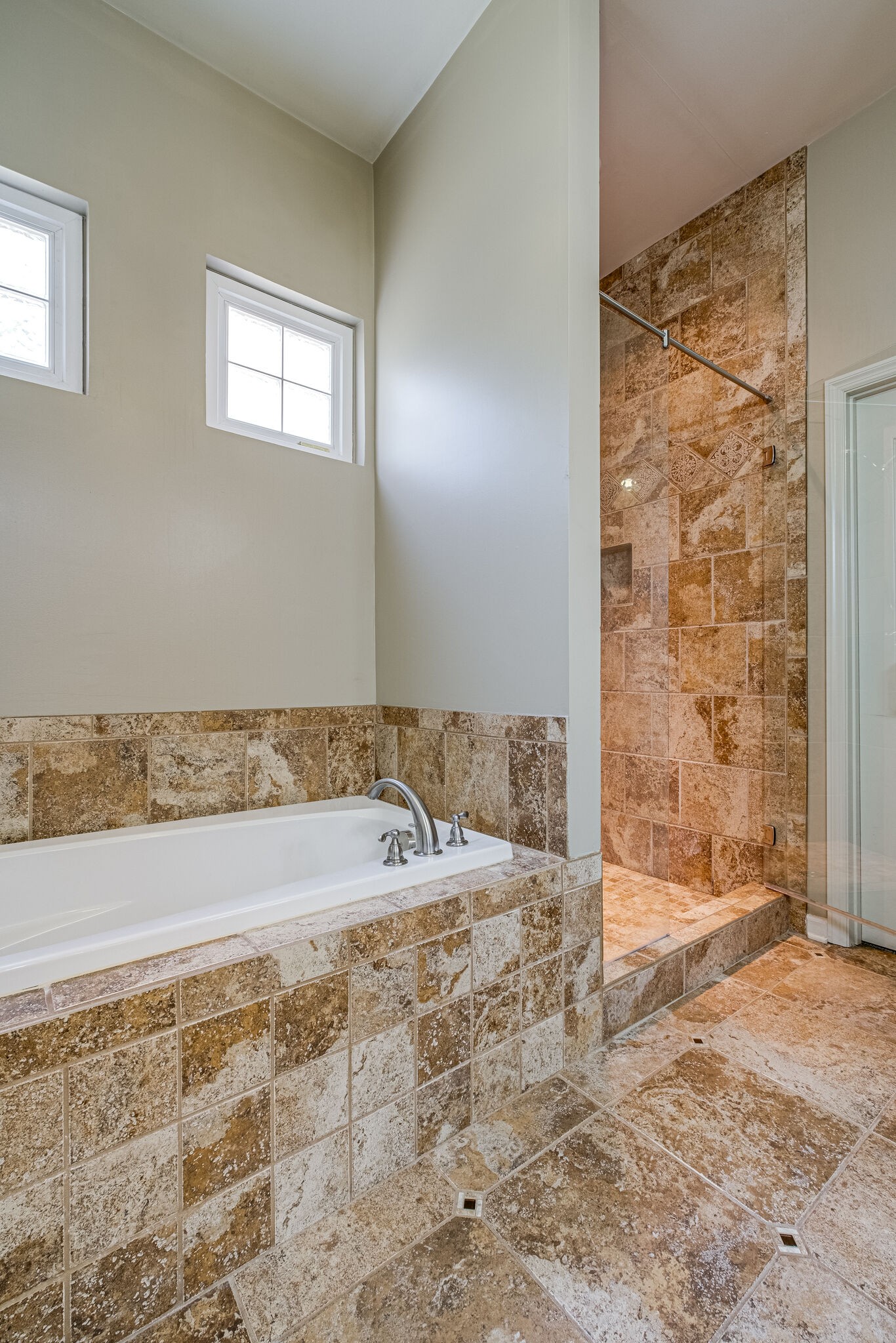 435 Patina Cir