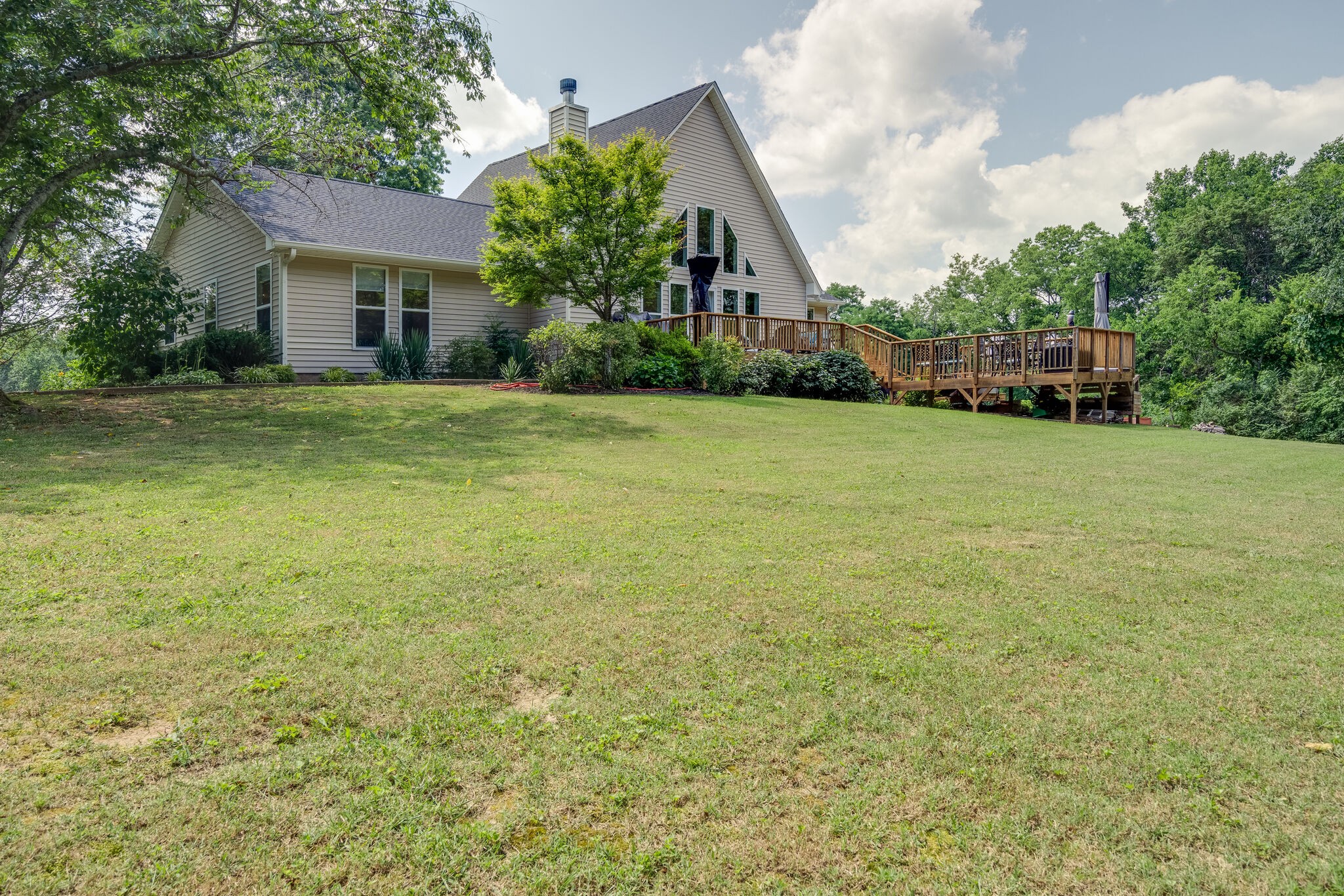 1624 Campbell Rd